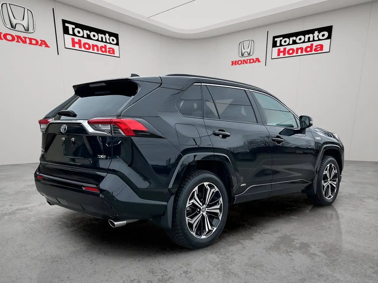 Toyota RAV 4 Prime снимка Toyota RAV 4 Prime