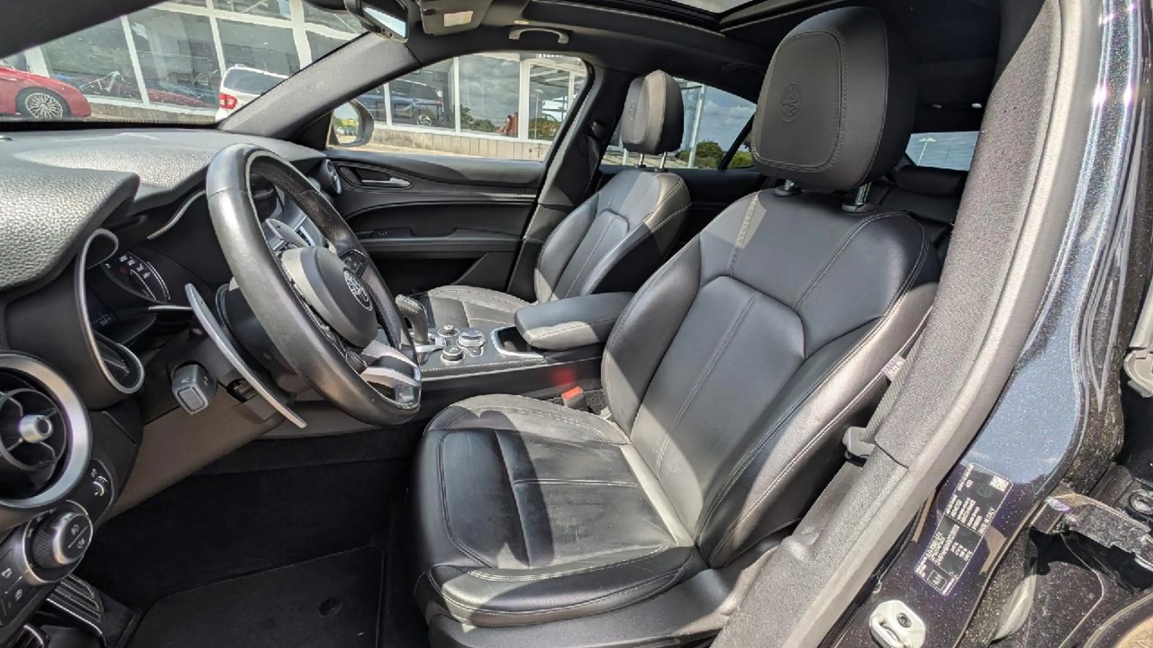 Alfa Romeo Stelvio Ti Q4 — photo 10