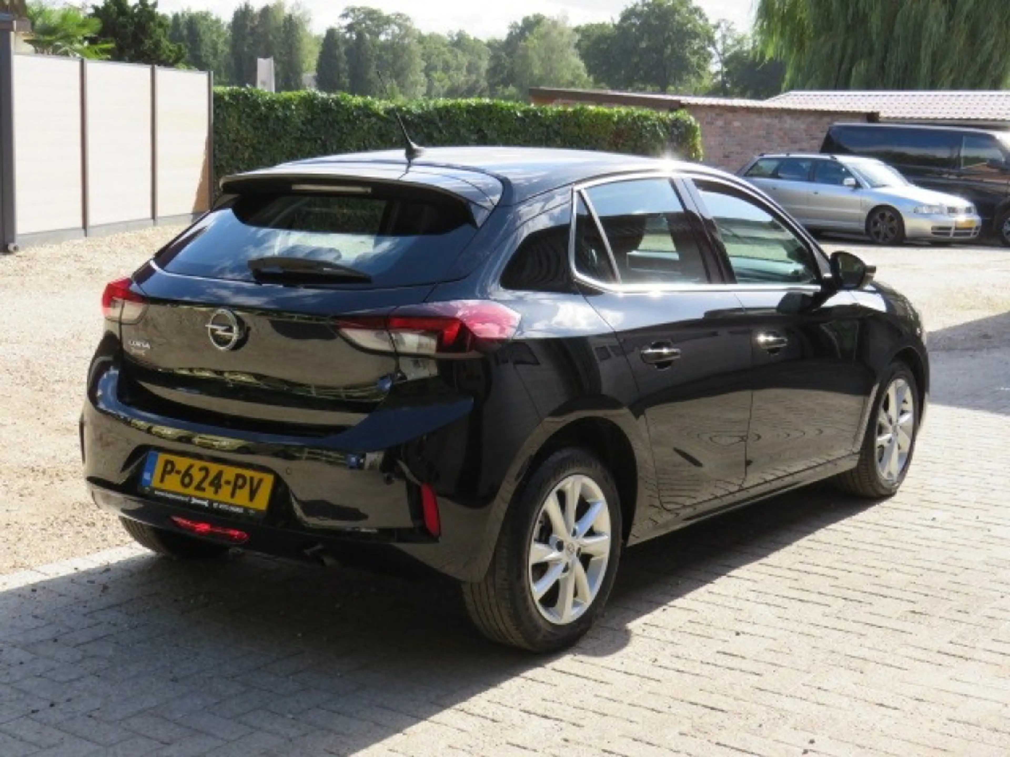Opel Corsa 1.2 GS LINE — photo 5