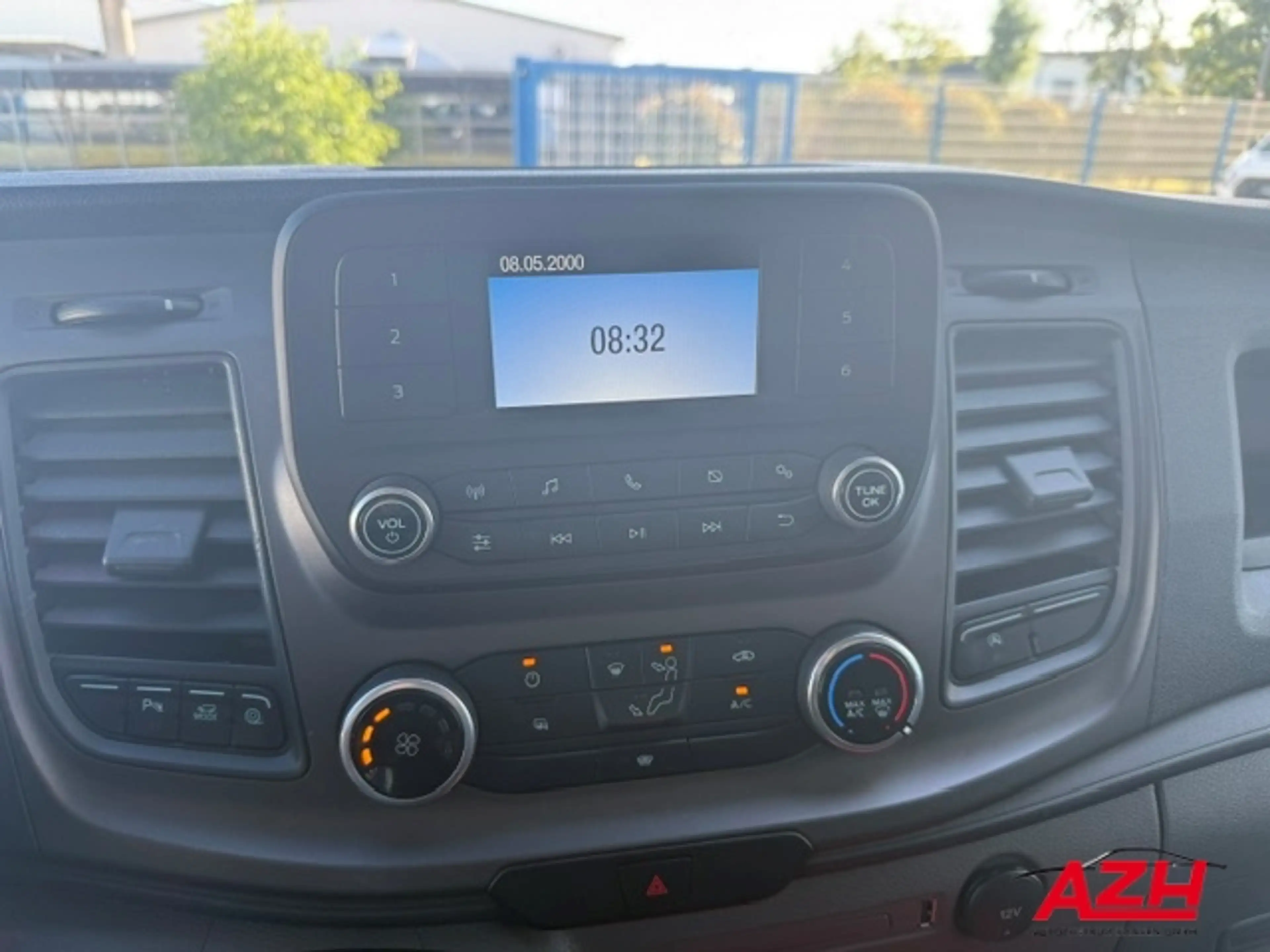 Ford Transit Kasten L4H3 Trend 2.0 TDCi, EURO6 — photo 12