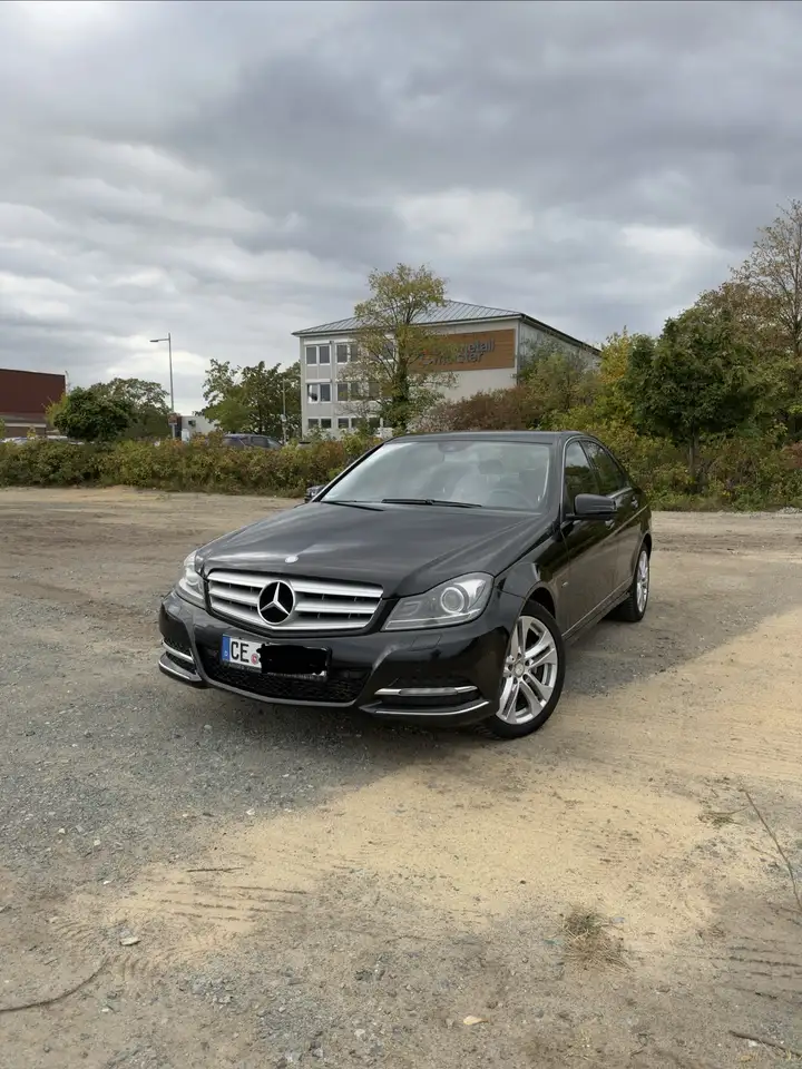 Mercedes-Benz C 220