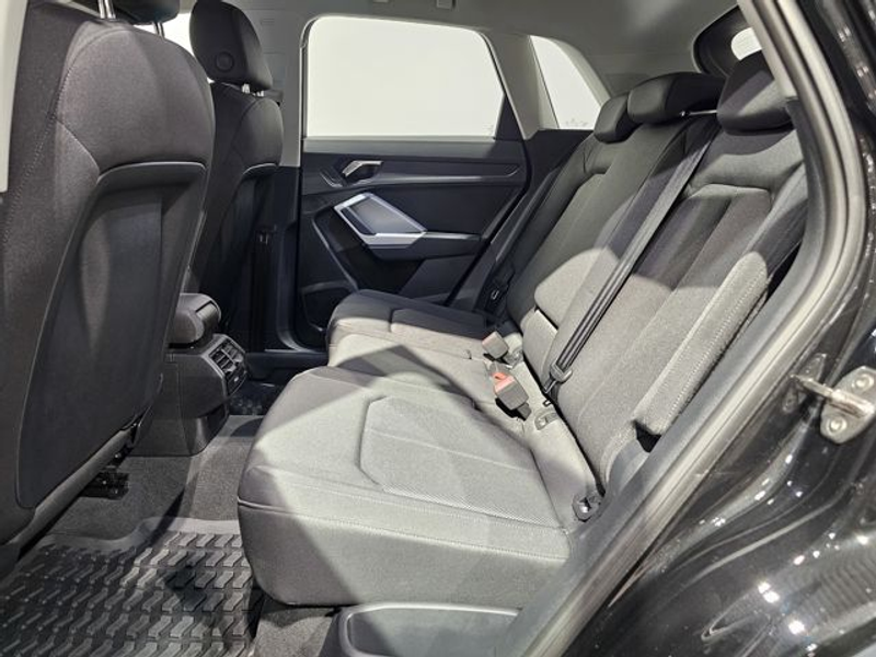 Audi Q3 35 TFSI Sport Virtual LED Plus Standheiz. AHK Spor — photo 15