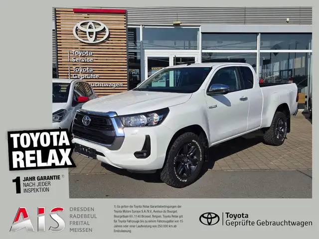 Toyota Hilux 2.8 D-4D Extra Cab Comfort SHZ Kamera