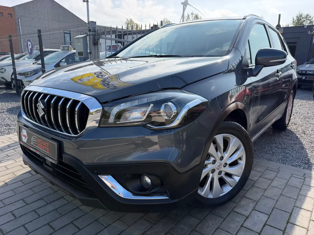 Suzuki S-Cross