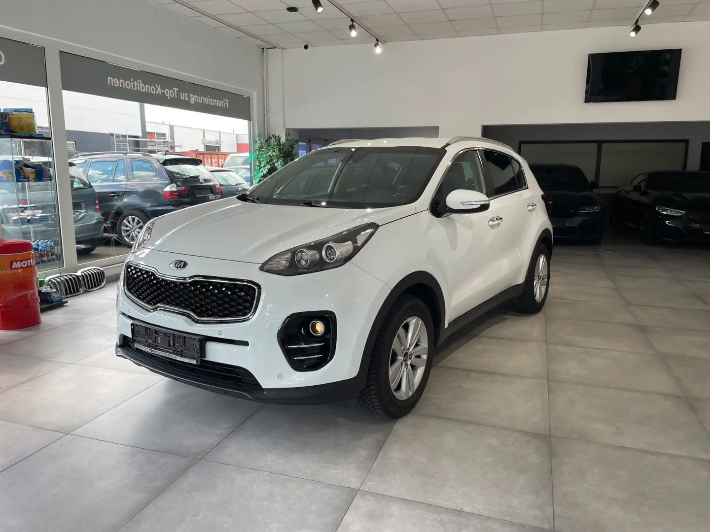 Kia Sportage Dream Team 2WD/RFK/GARANTIE/1.Hand Blanc - 2