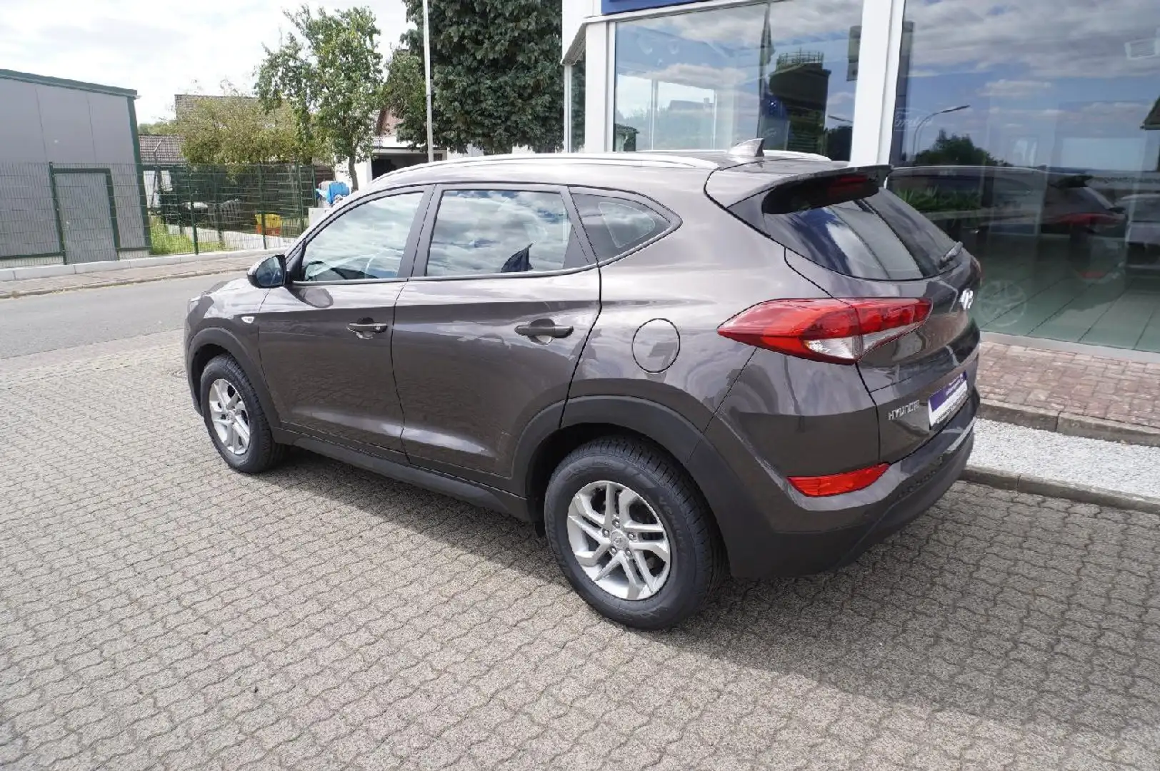 Hyundai TUCSON blue Classic 2WD Gris - 2