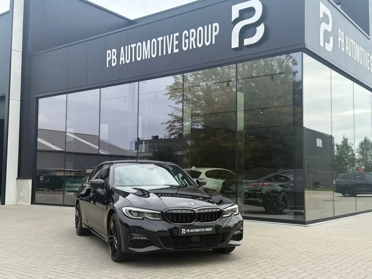 BMW 330 M pack-Laser-360Cam-head up-Acc-Prof Cockpit Zwart - 1