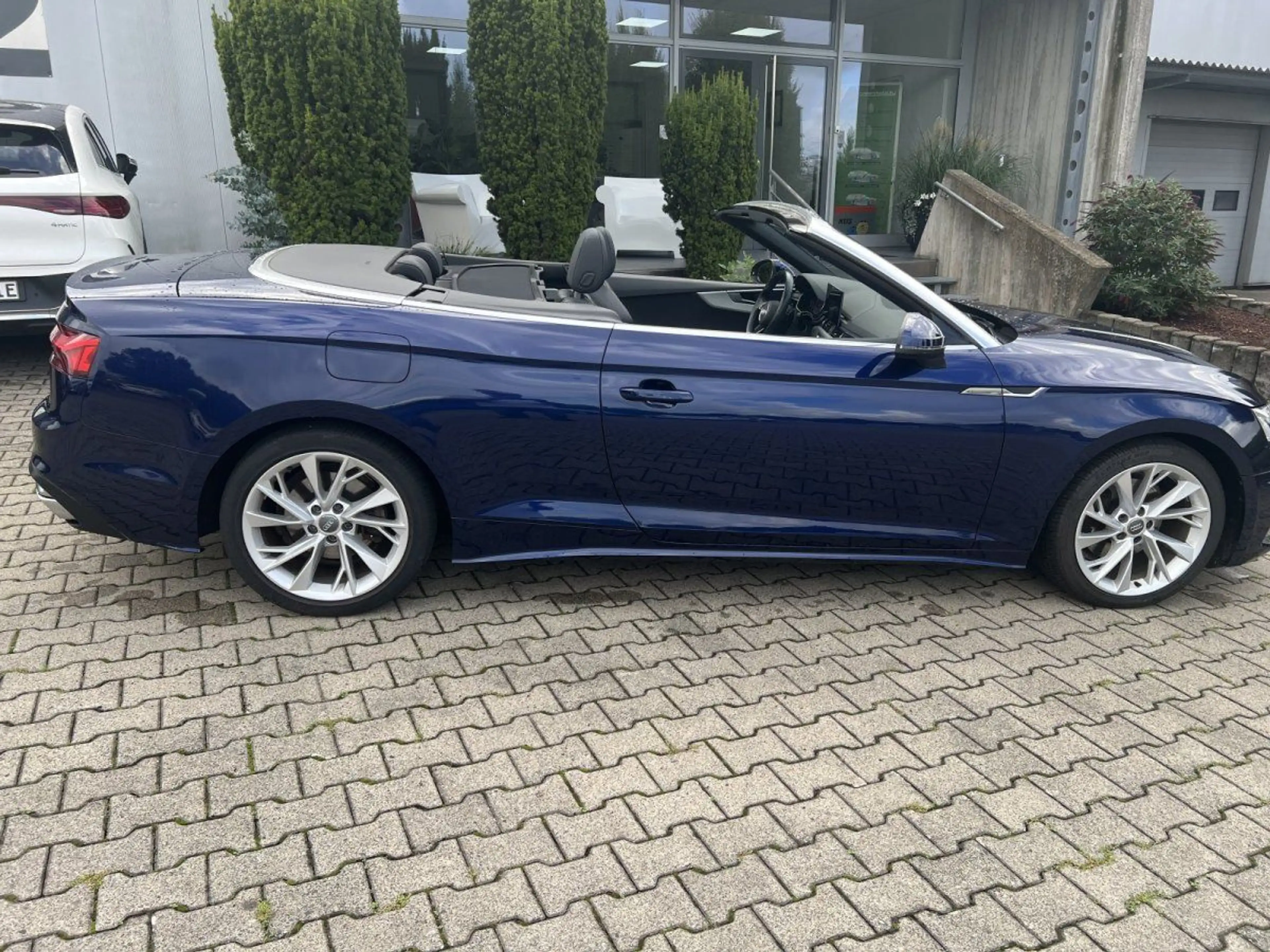 Audi A5 Cabriolet   35 TDI advanced — photo 2