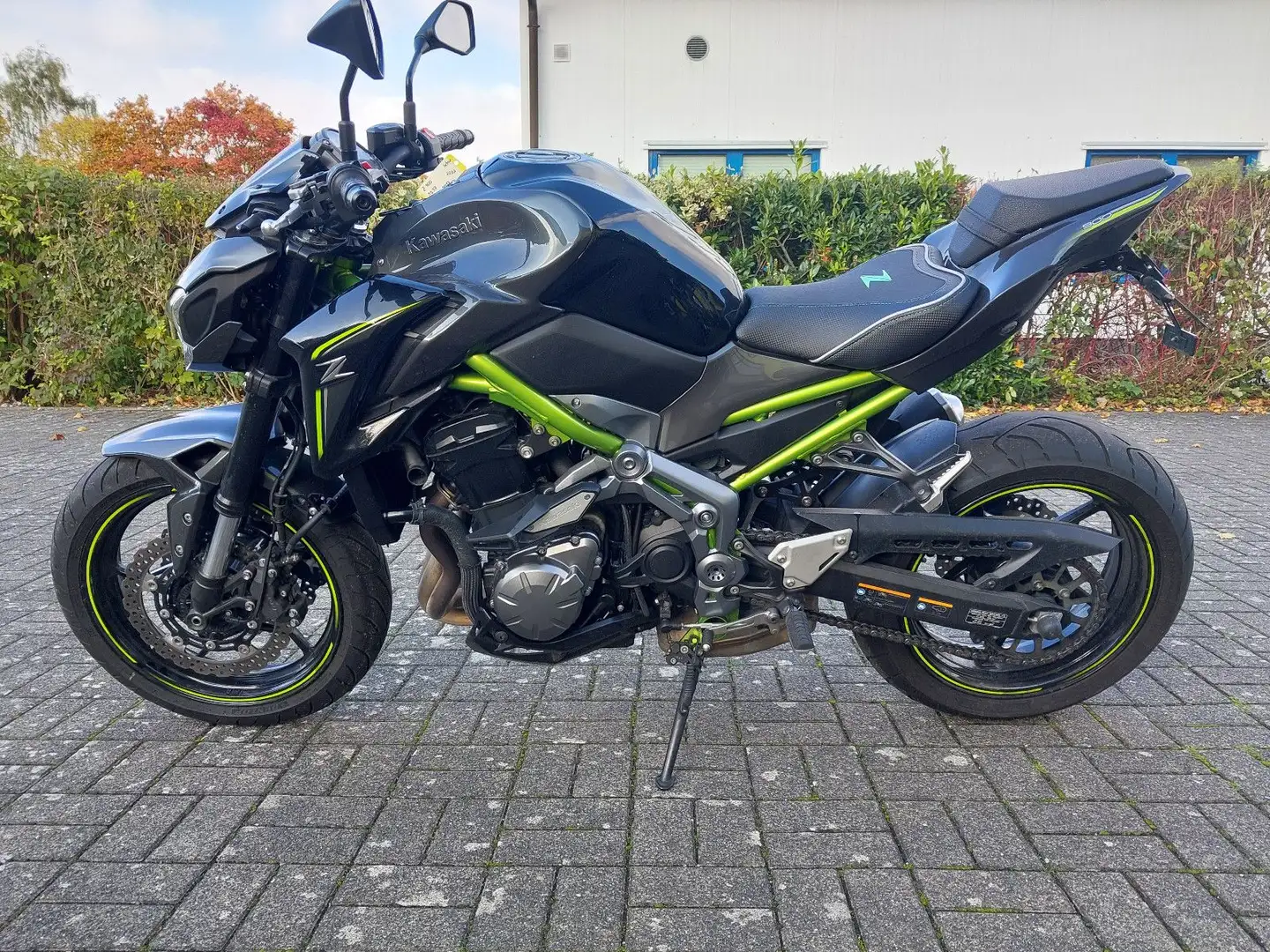 Kawasaki Z 900 Schwarz - 2