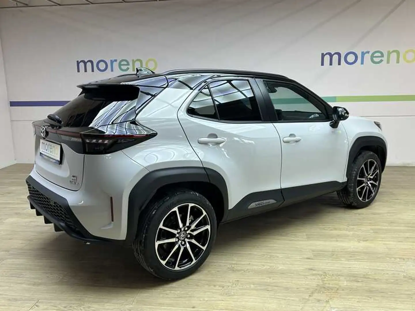 Toyota Yaris Cross 1.5h GR Sport fwd 130cv e-cvt Bianco - 2