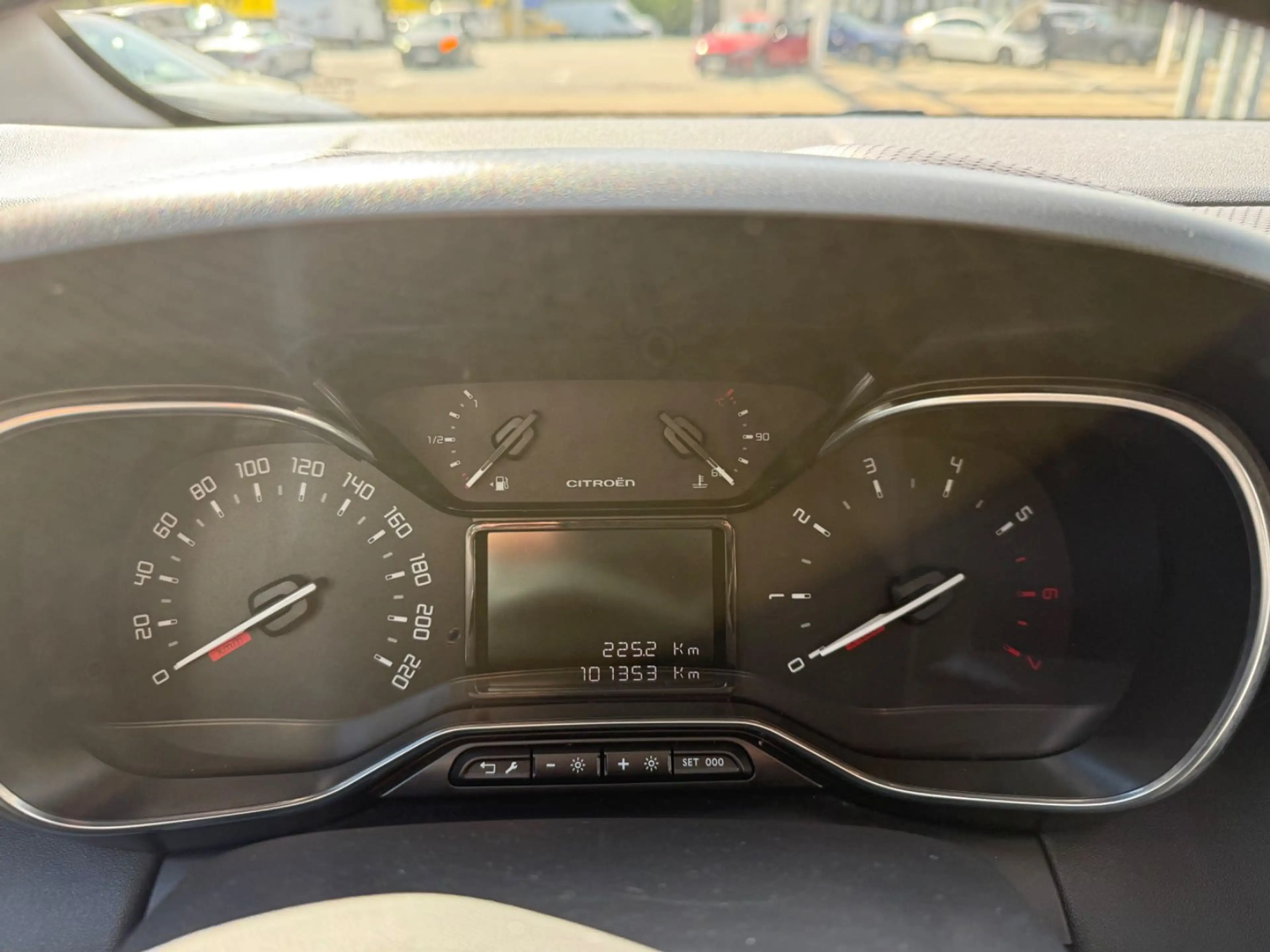Citroen C3 Aircross Shine*PDC*LED*Tempo*CarPlay*Navi — photo 15