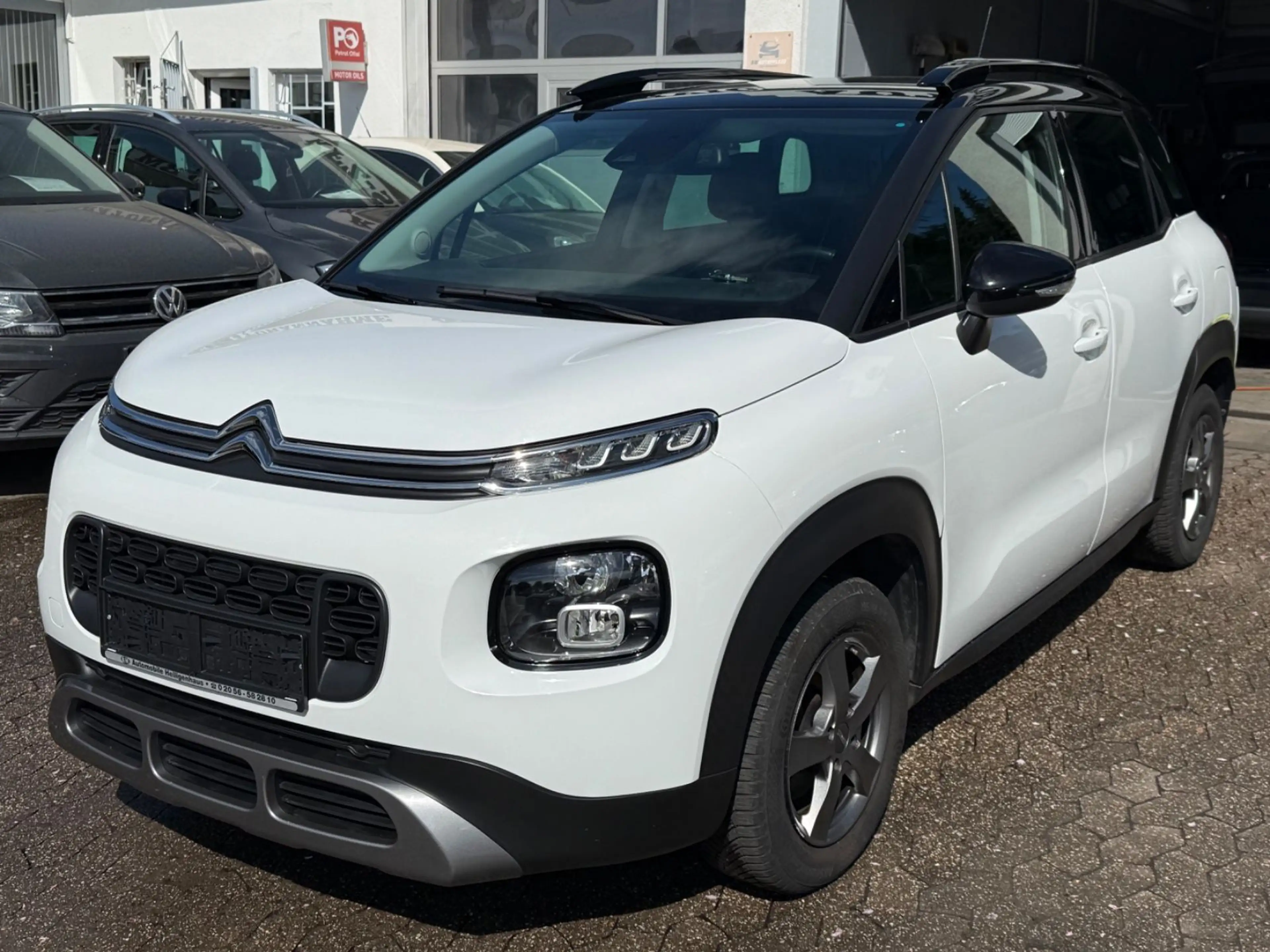 Citroen C3 Aircross Shine*PDC*LED*Tempo*CarPlay*Navi