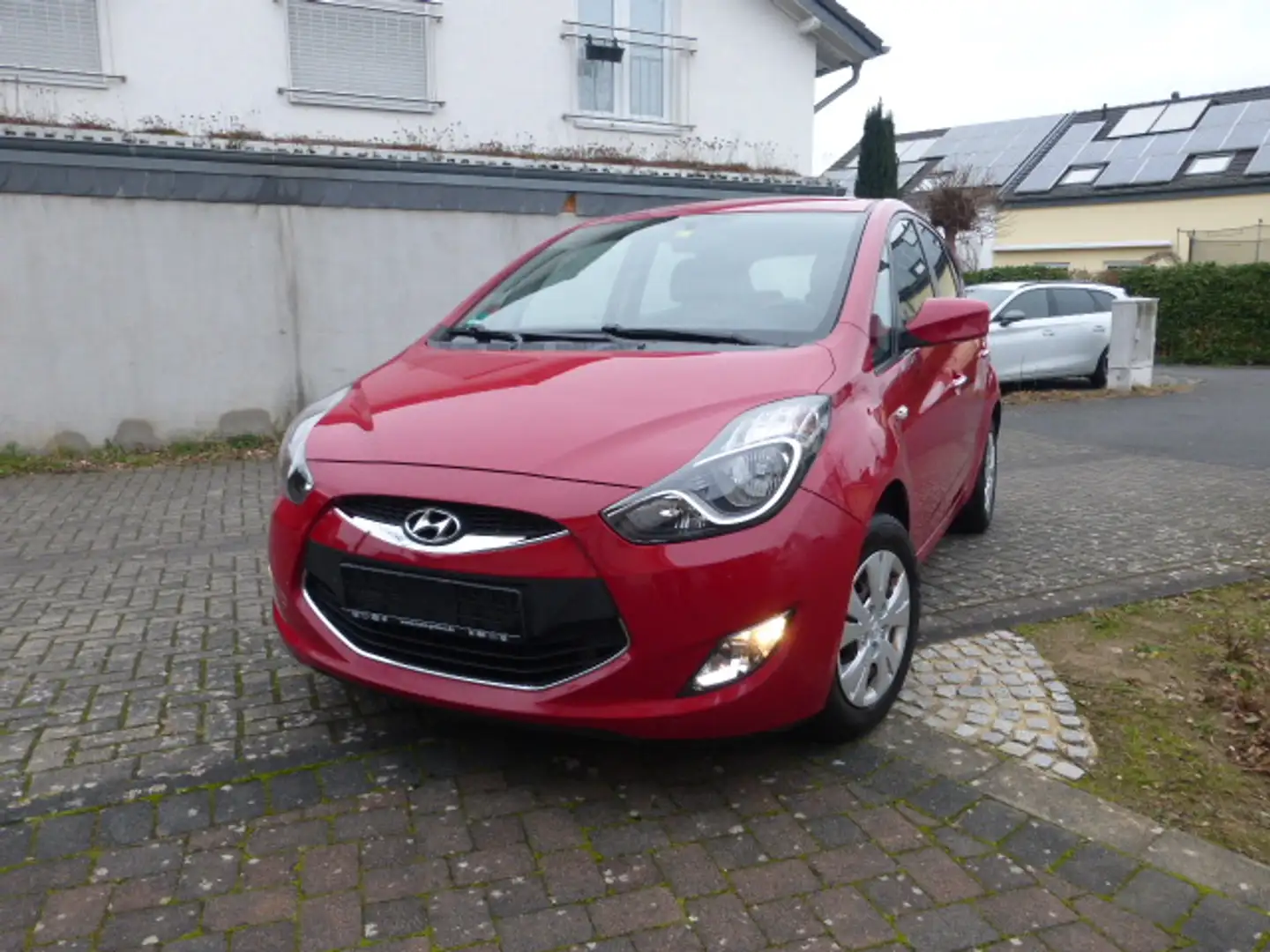 Hyundai iX20 ix20 Scheckheft, Navi, Zahnriemen neu, TÜV - 1