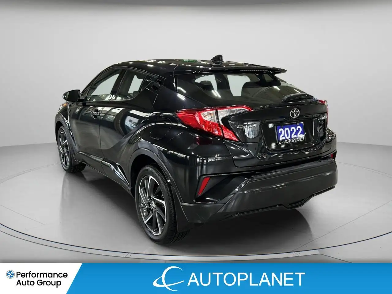 Toyota C-HR снимка Toyota C-HR