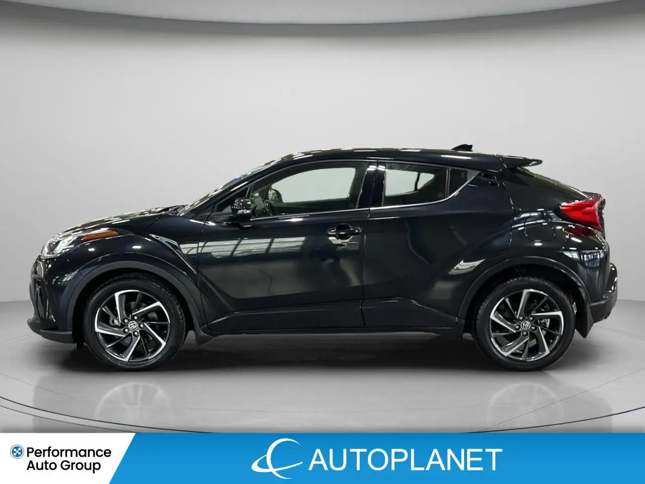 Toyota C-HR снимка Toyota C-HR