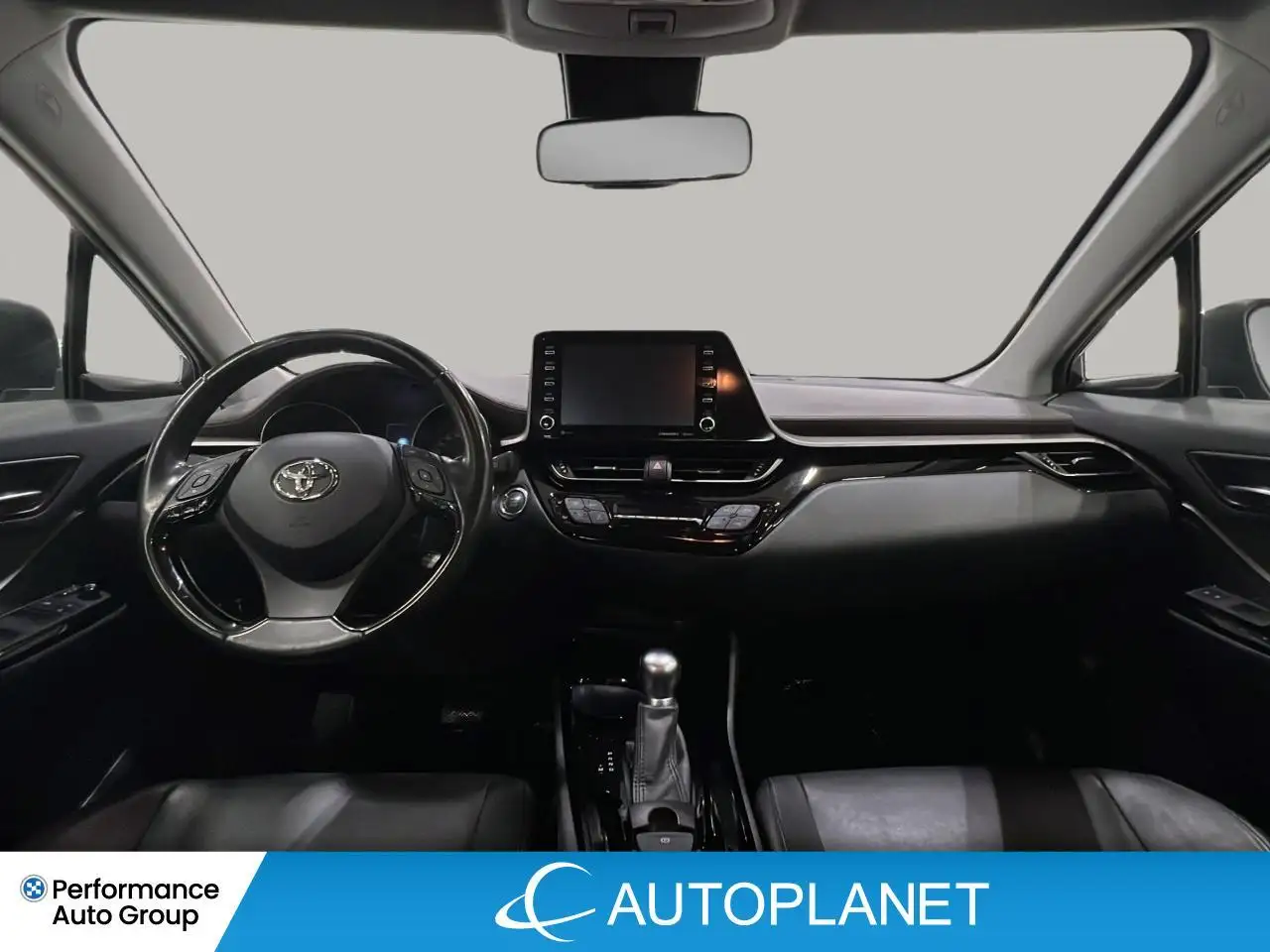 Toyota C-HR снимка Toyota C-HR