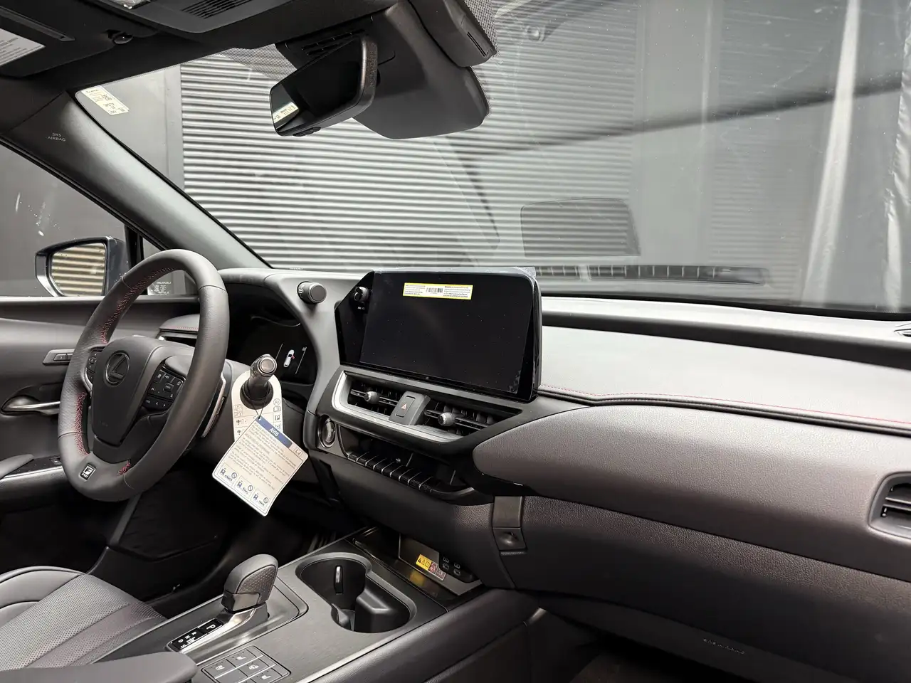 Lexus UX снимка Lexus UX