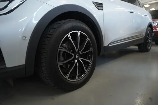 Renault Arkana view 12