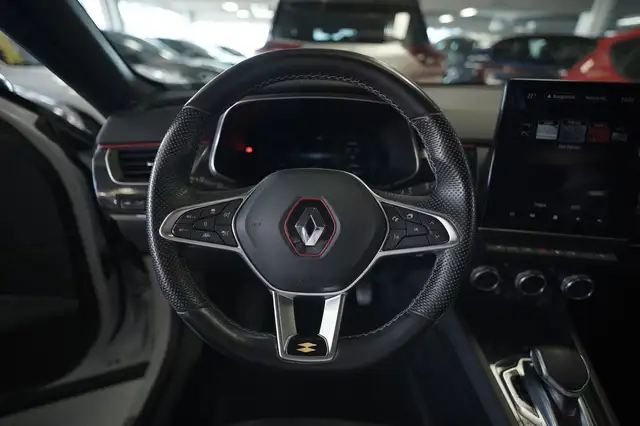 Renault Arkana view 5