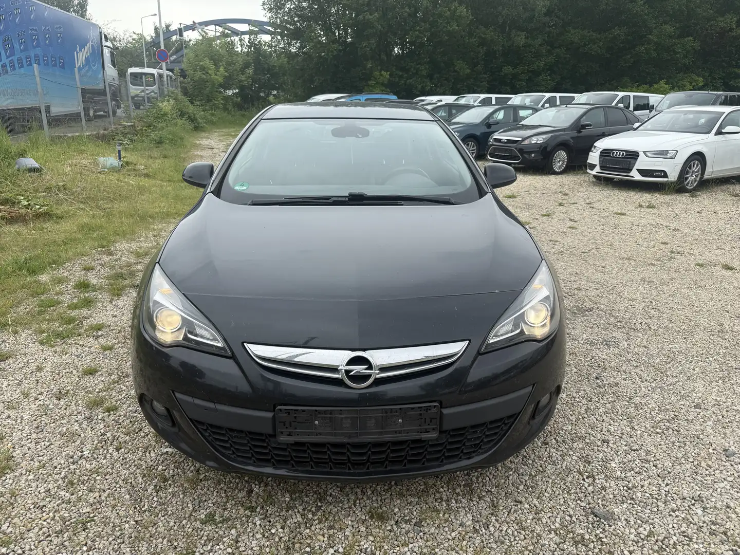 Opel Astra Astra GTC Schwarz - 1