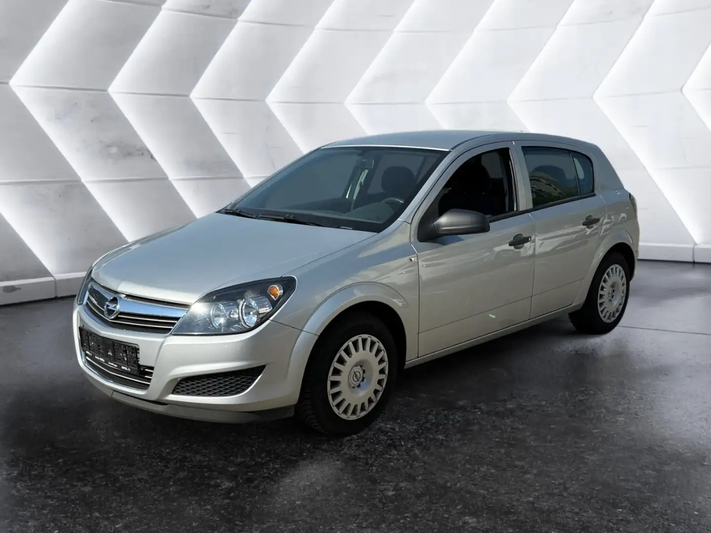 Opel Astra H 1.6 Plateado - 2