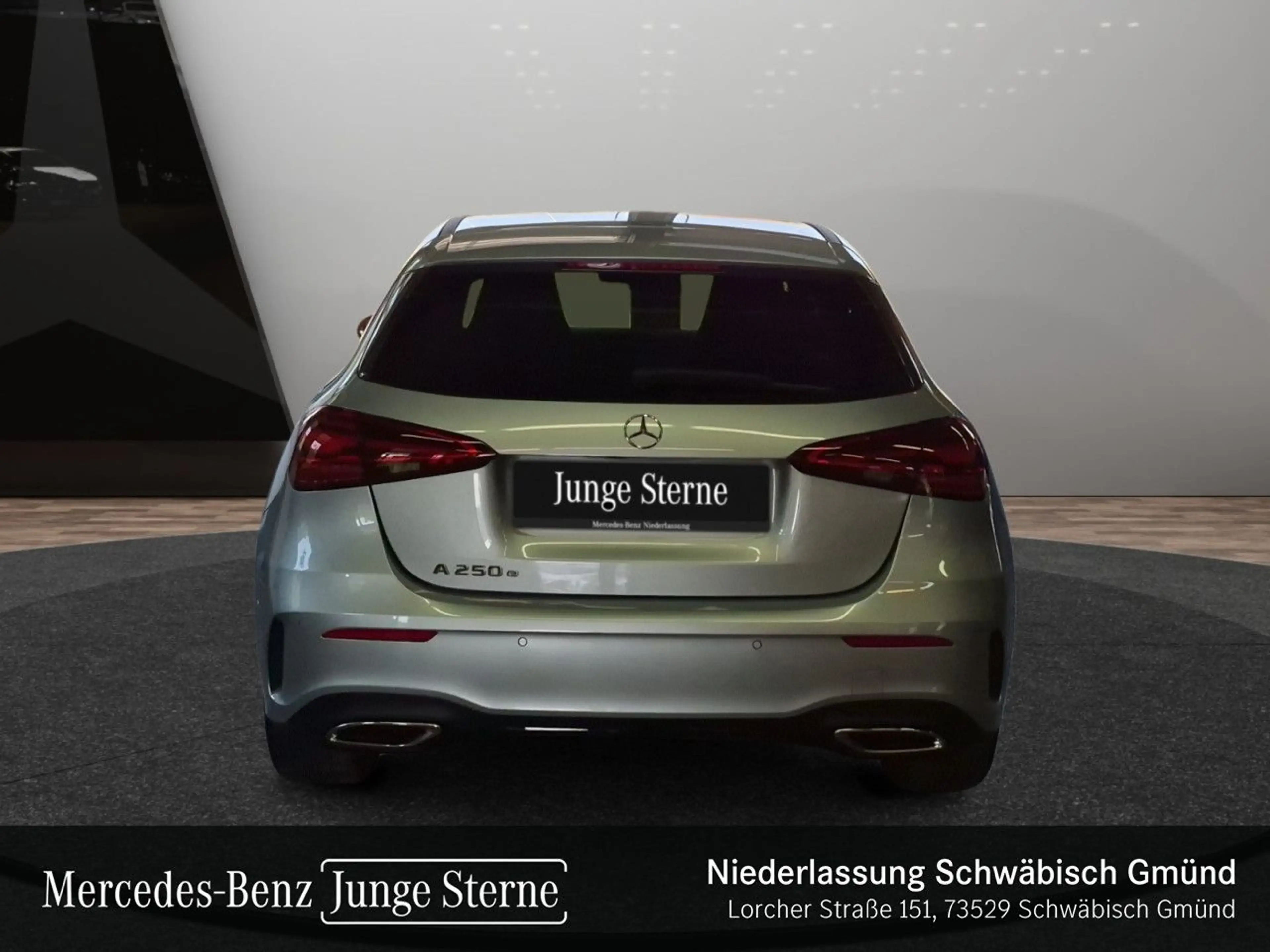 Mercedes-Benz A 250 e AMG+NIGHT+AHK+LED+KAMERA+TOTW+KEYLESS+8G — photo 9