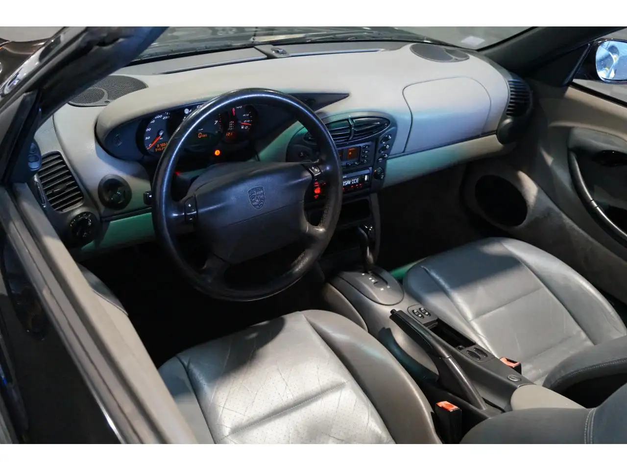 Porsche Boxster 986 2.5i Tiptronic / Phase 1 / Cabriolet / Suivi Porsche Complet, foto 8