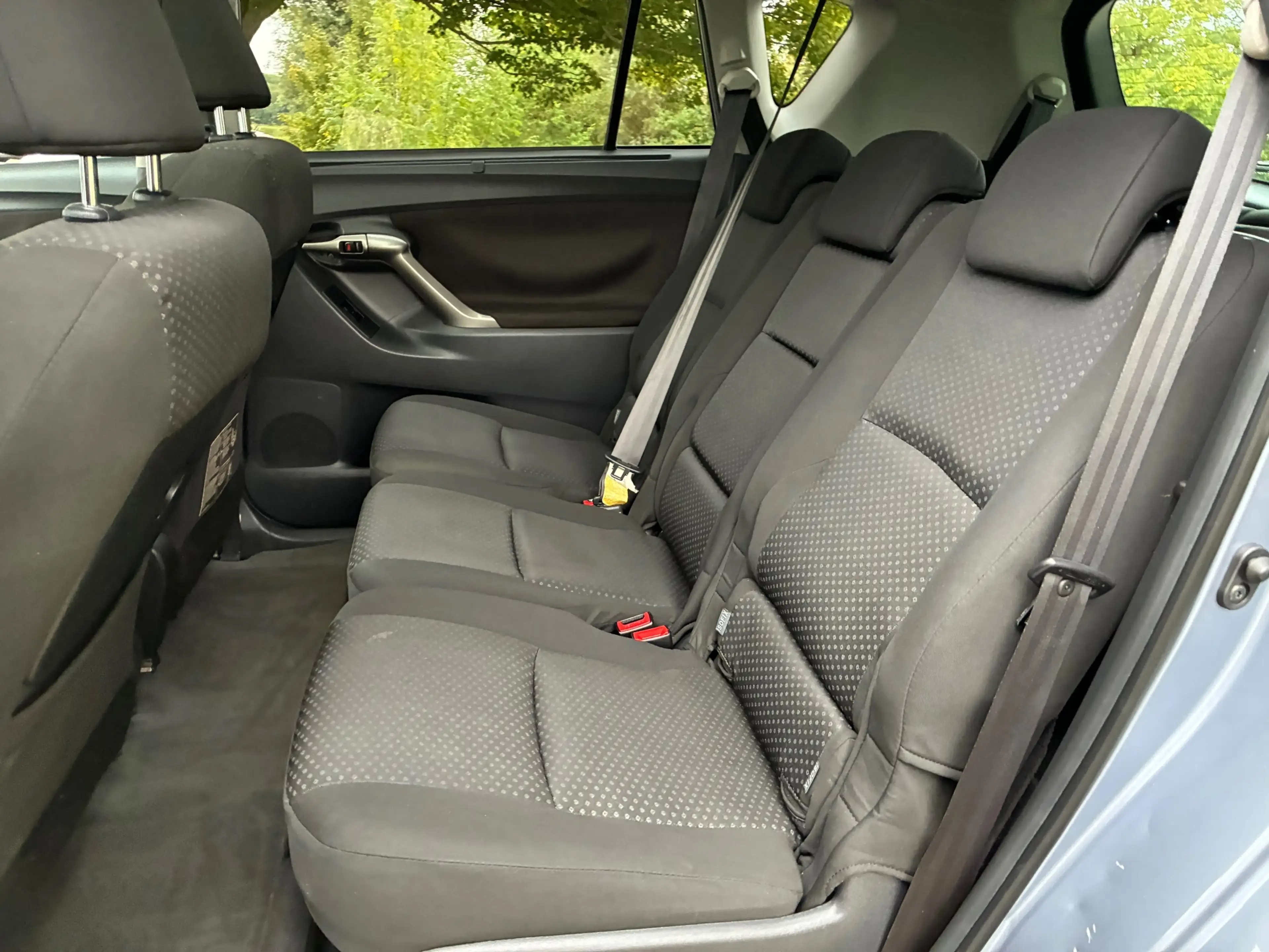 Toyota Verso 1.8 VVT-i Business 7p. | Panodak + Clima + Cruise — photo 11