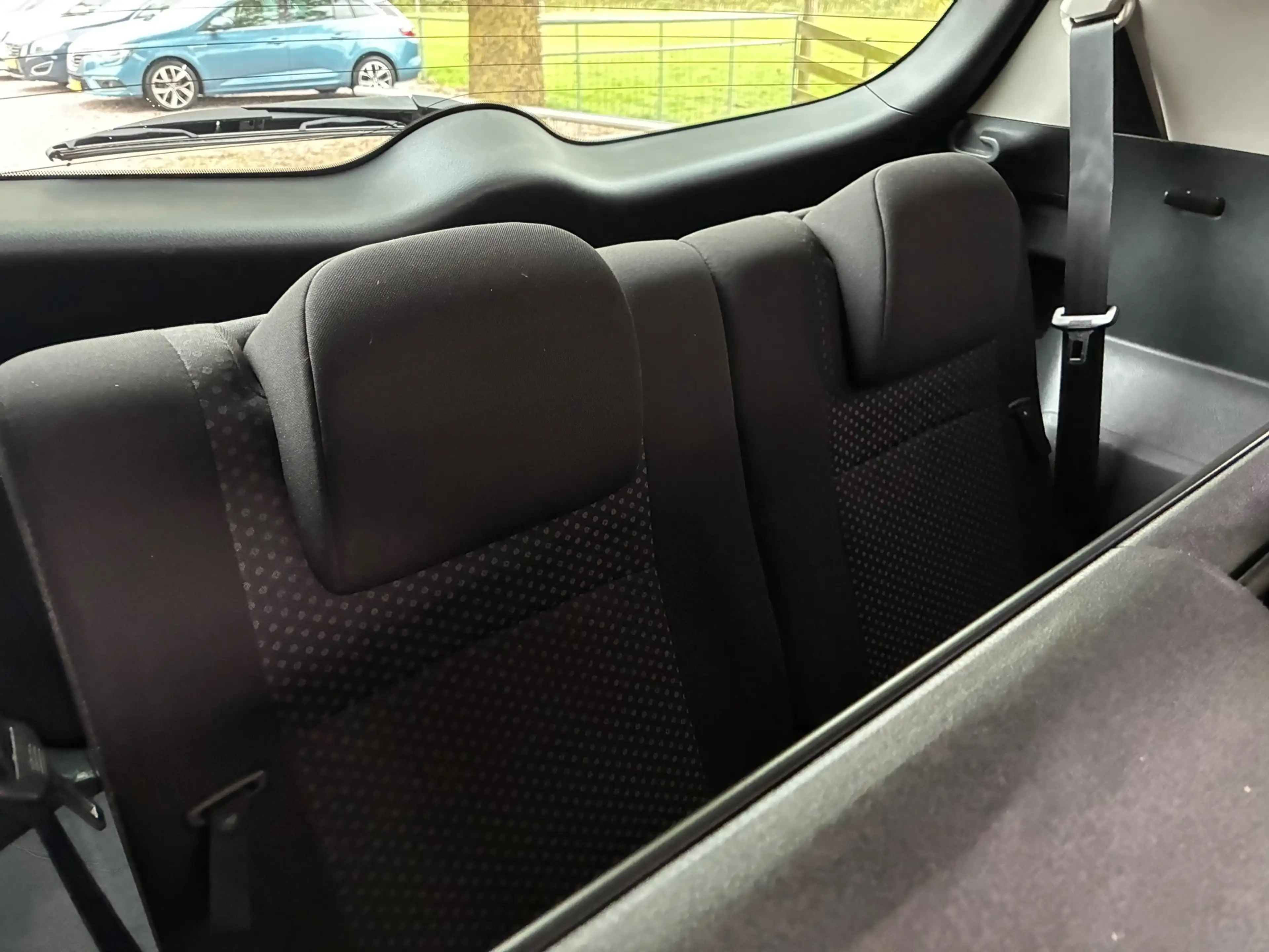 Toyota Verso 1.8 VVT-i Business 7p. | Panodak + Clima + Cruise — photo 10