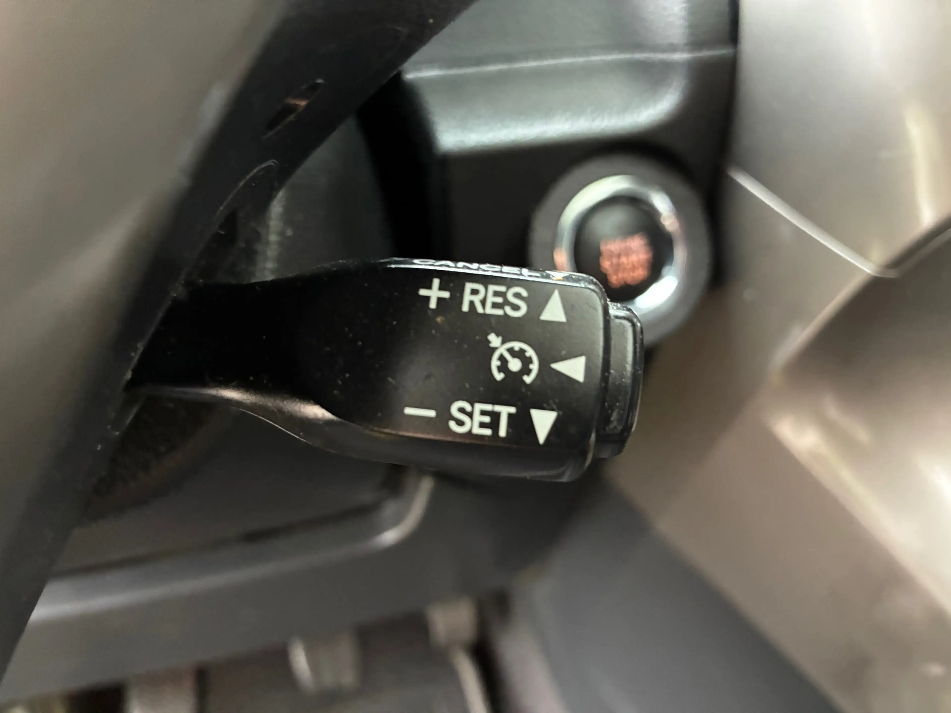 Toyota Verso 1.8 VVT-i Business 7p. | Panodak + Clima + Cruise — photo 15