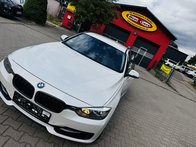 BMW 320 d Touring 135KW Automatik PDC Navi SzHz