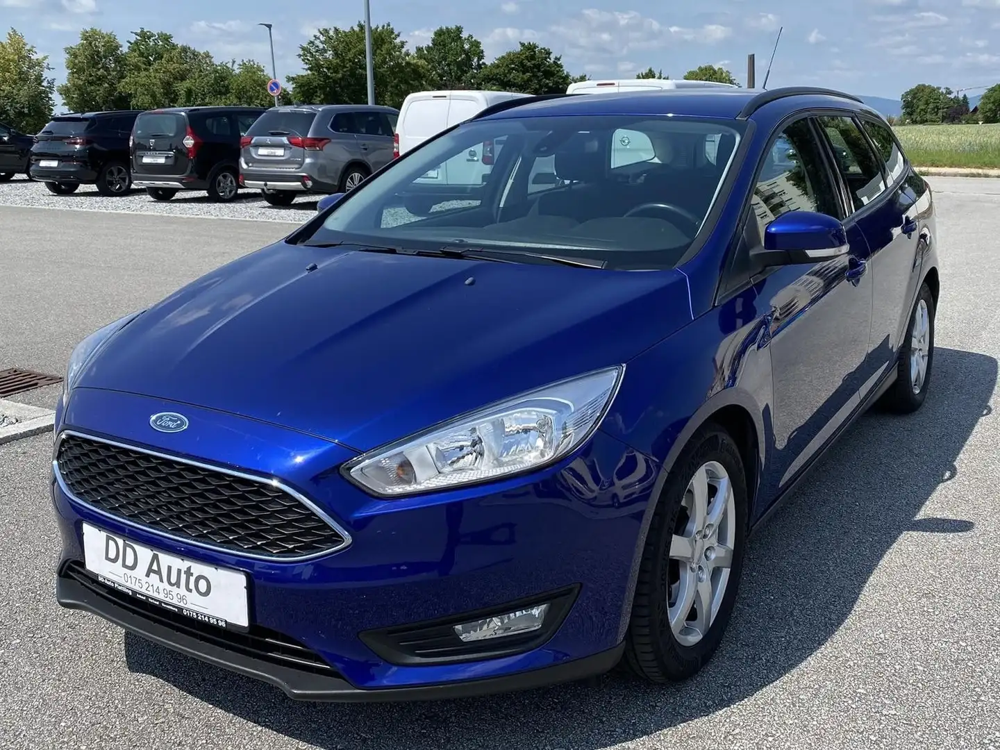 Ford Focus Turnier Business AHK 8-fach Navi Facelift Blau - 1