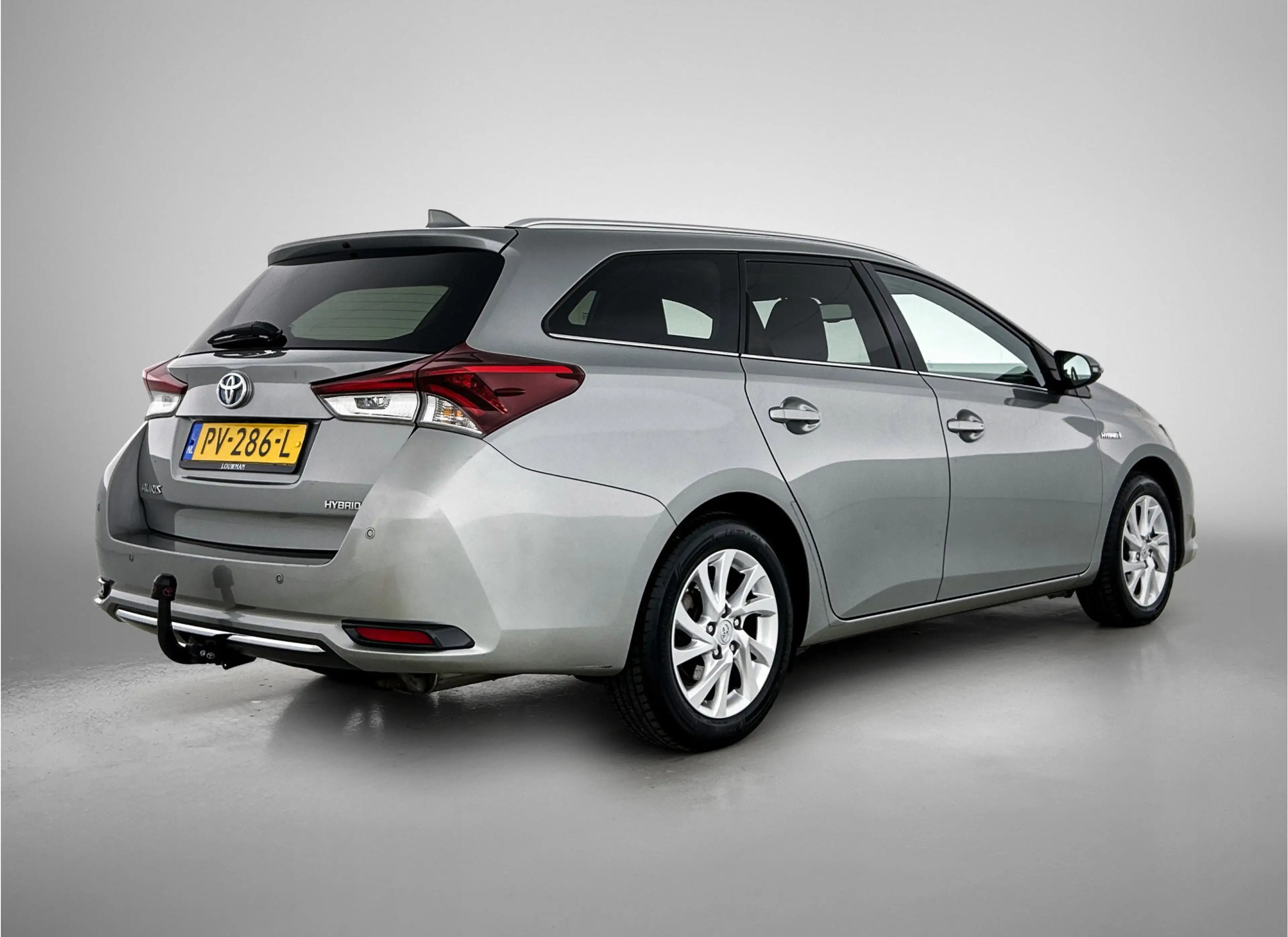 Toyota Auris Touring Sports 1.8 Hybrid Dynamic Go | NL Auto | D — photo 2