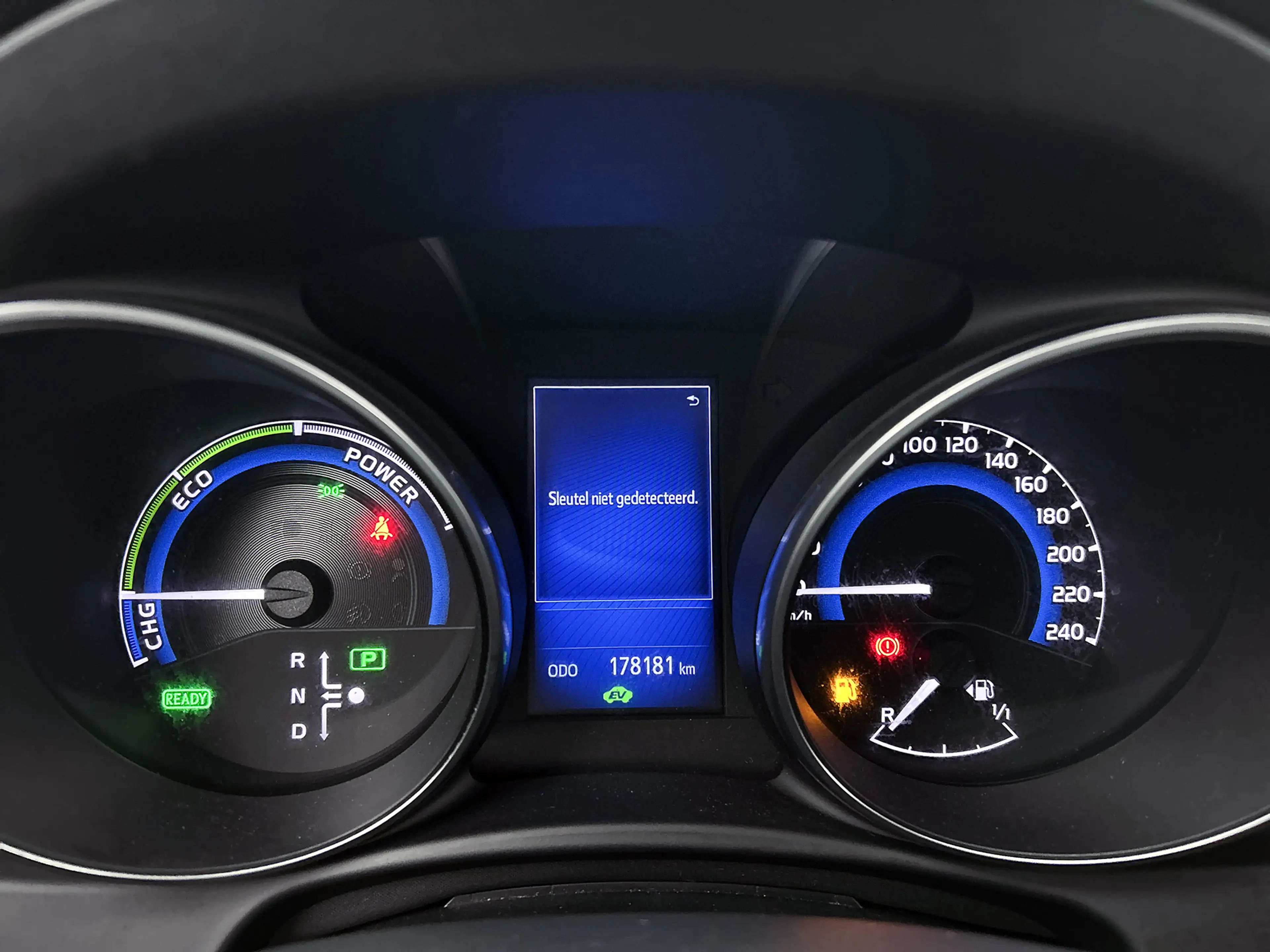 Toyota Auris Touring Sports 1.8 Hybrid Dynamic Go | NL Auto | D — photo 5