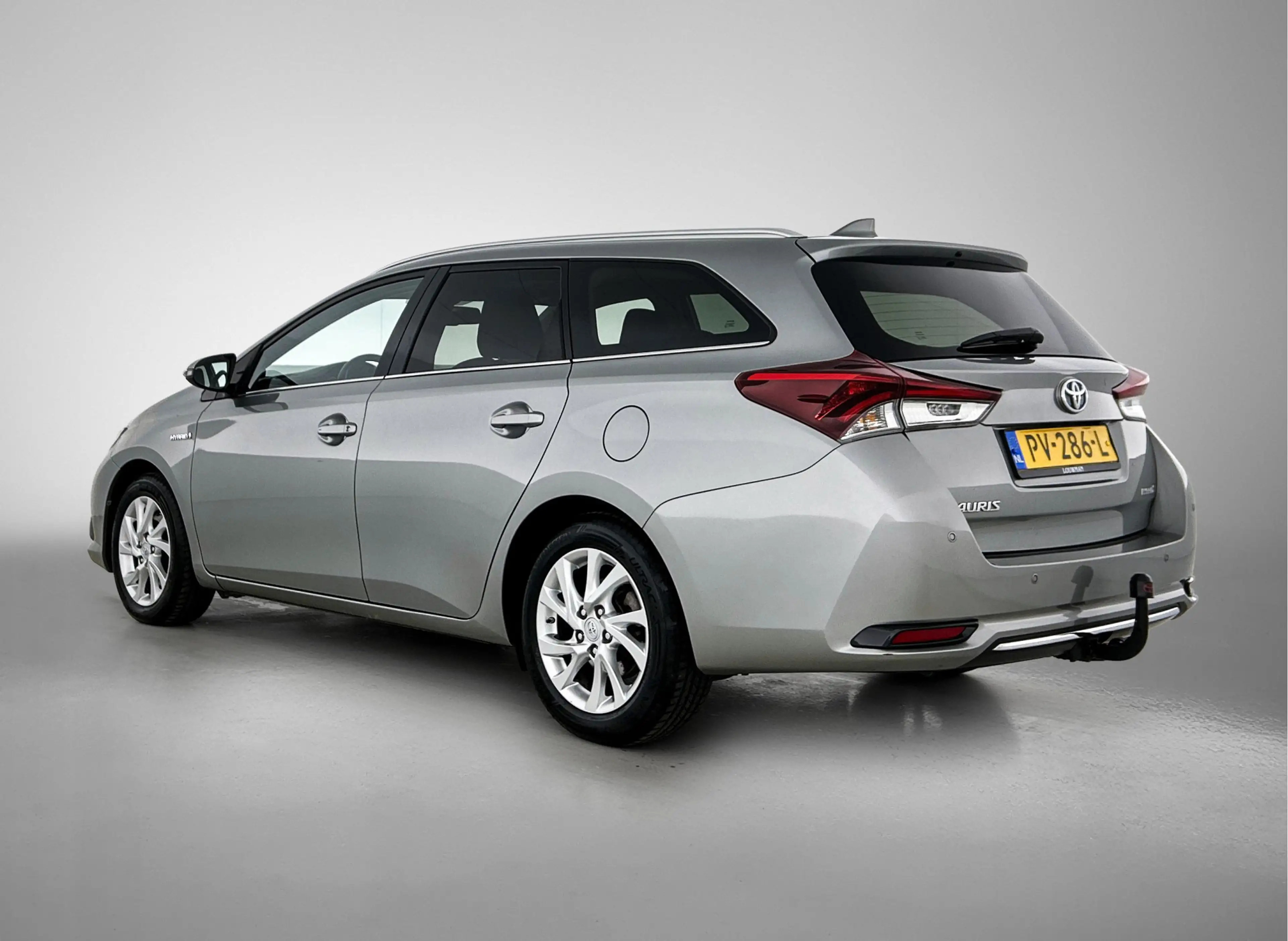 Toyota Auris Touring Sports 1.8 Hybrid Dynamic Go | NL Auto | D — photo 14