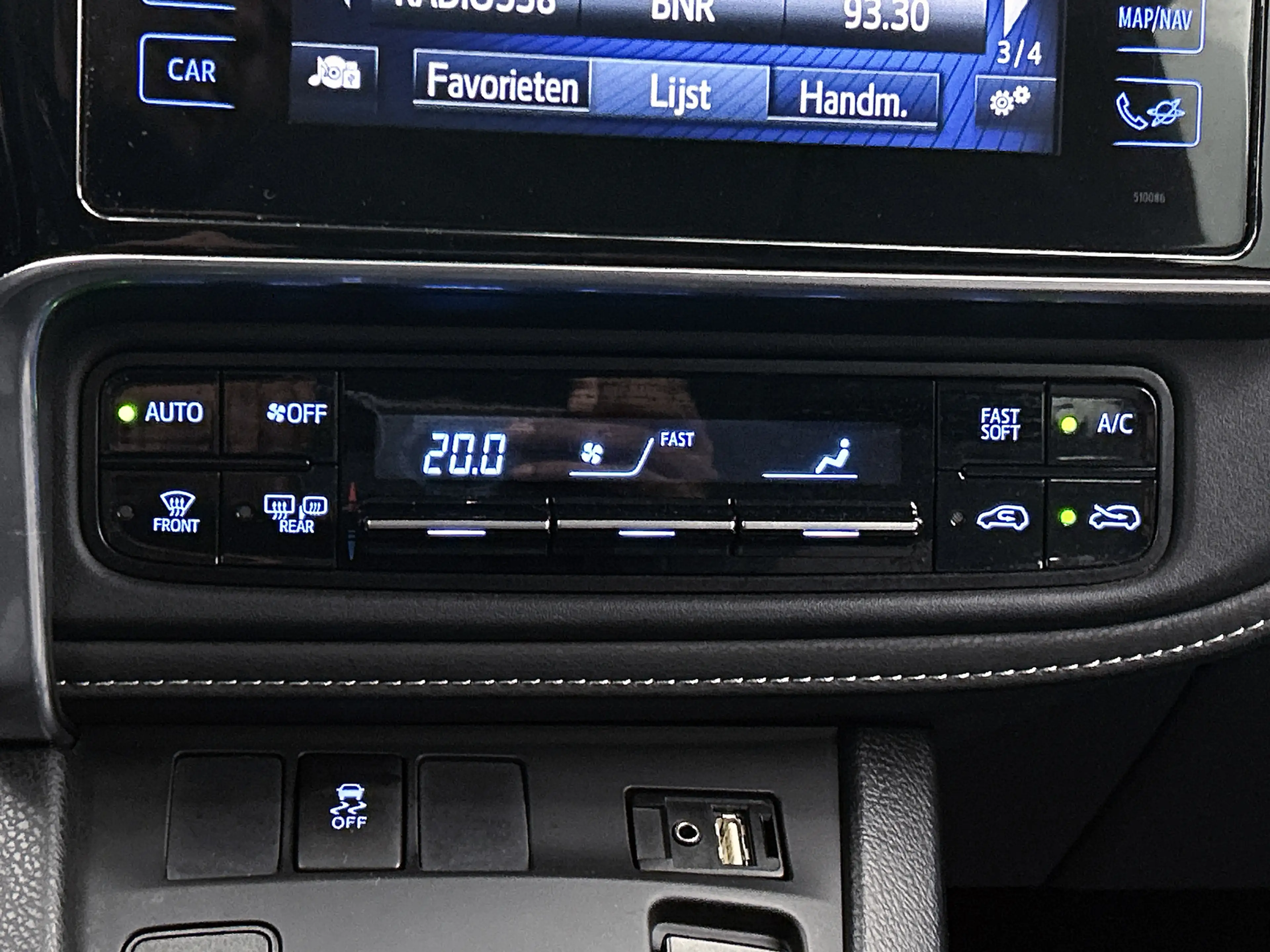 Toyota Auris Touring Sports 1.8 Hybrid Dynamic Go | NL Auto | D — photo 10