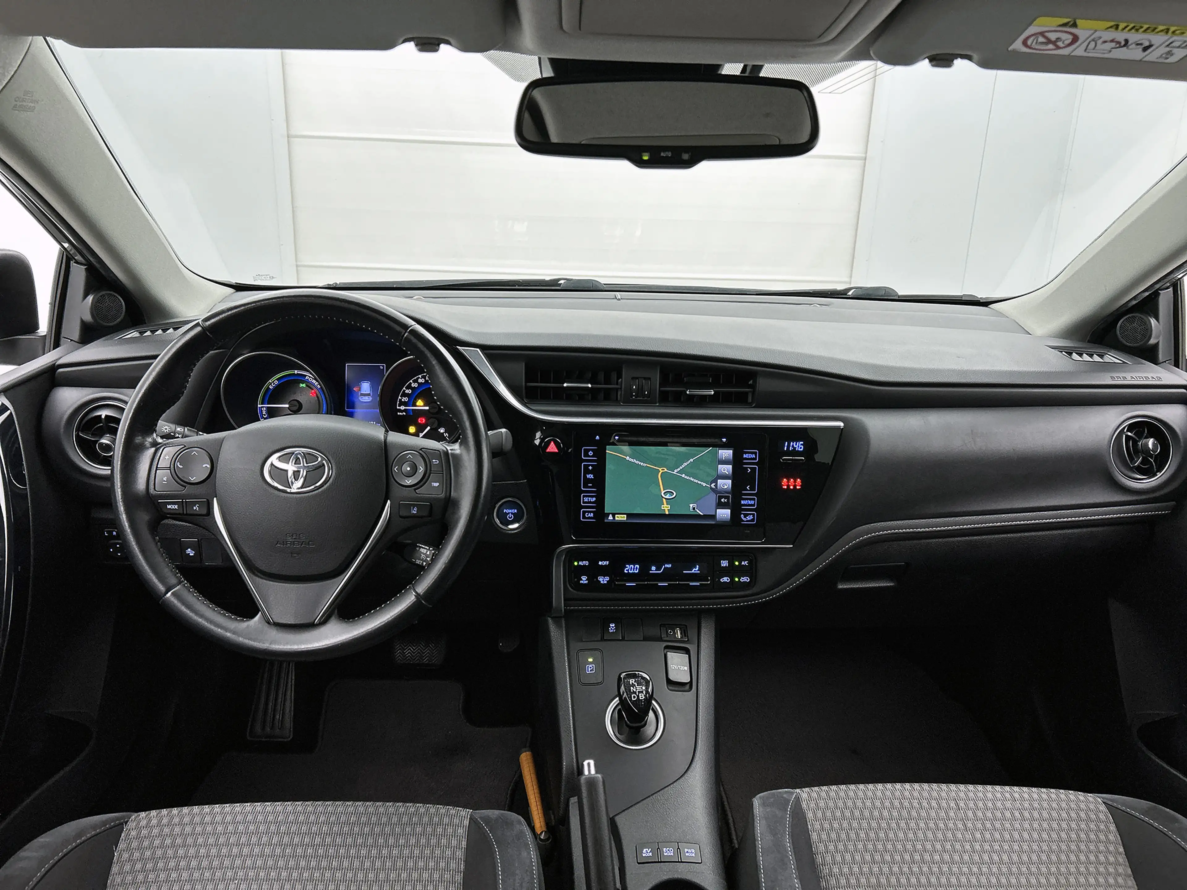 Toyota Auris Touring Sports 1.8 Hybrid Dynamic Go | NL Auto | D — photo 4
