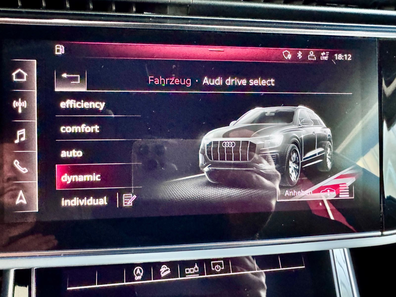 Audi SQ8 TDI Matrix 360° Raute ACC Luft B&O Keyles 22 — photo 12