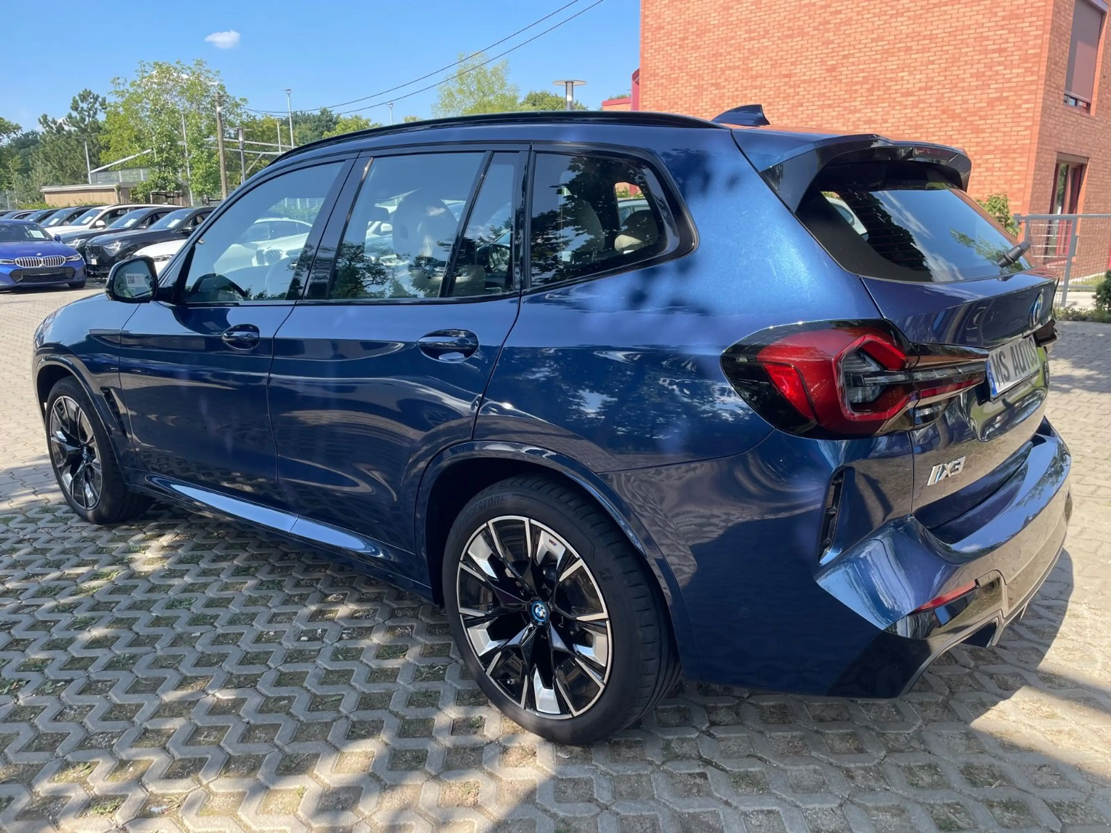 BMW iX3 Impressive*Panora*Head Up*360°Kamera* — photo 3