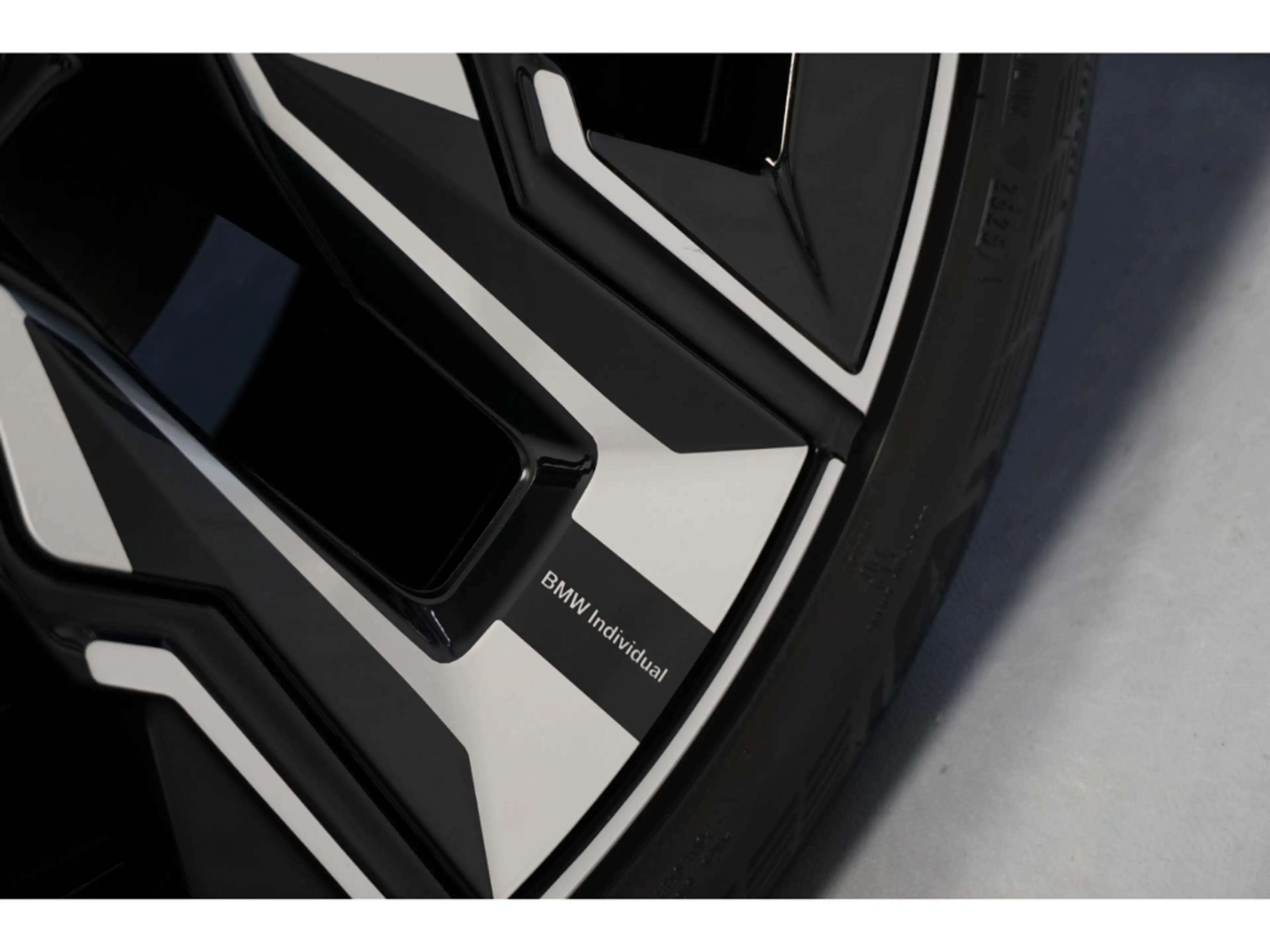 BMW X3 20d M SportPro Inno Comfort AHK HUD H&K Park+ — photo 9