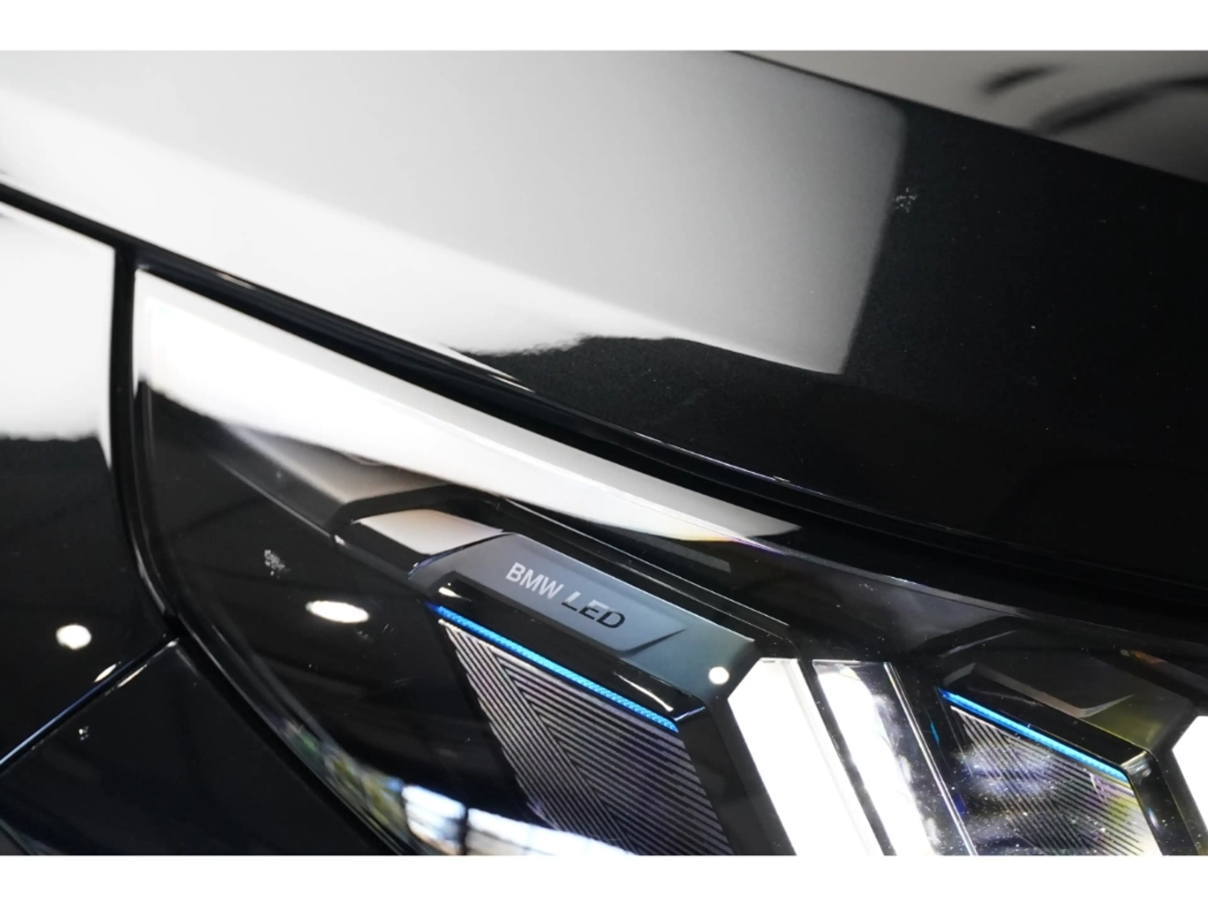 BMW X3 20d M SportPro Inno Comfort AHK HUD H&K Park+ — photo 11