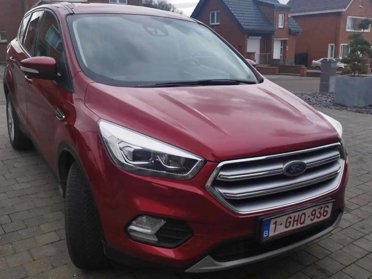 Ford Kuga titanium 1.5 Rood - 2