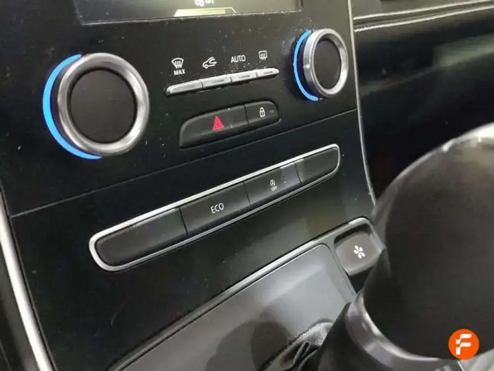 Renault Scénic 2019, foto 19