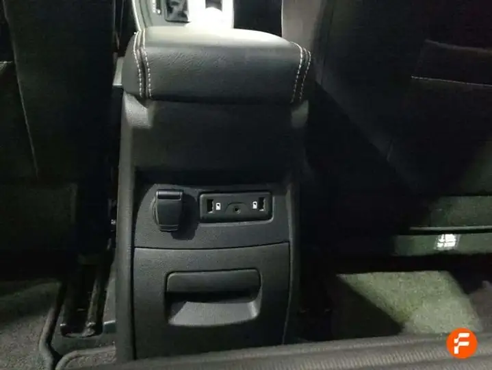 Renault Scénic 2019, foto 25