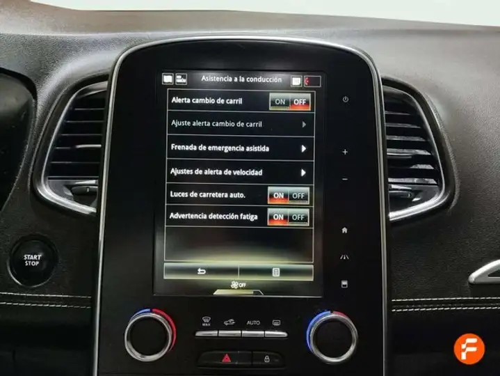 Renault Scénic 2019, foto 11