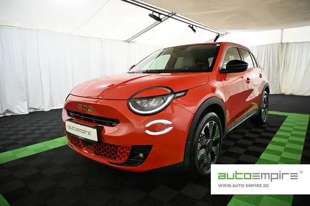 Fiat 600 1.2 Hybrid 145 DCT6 La Prima LED/NAVI/SHZ/18