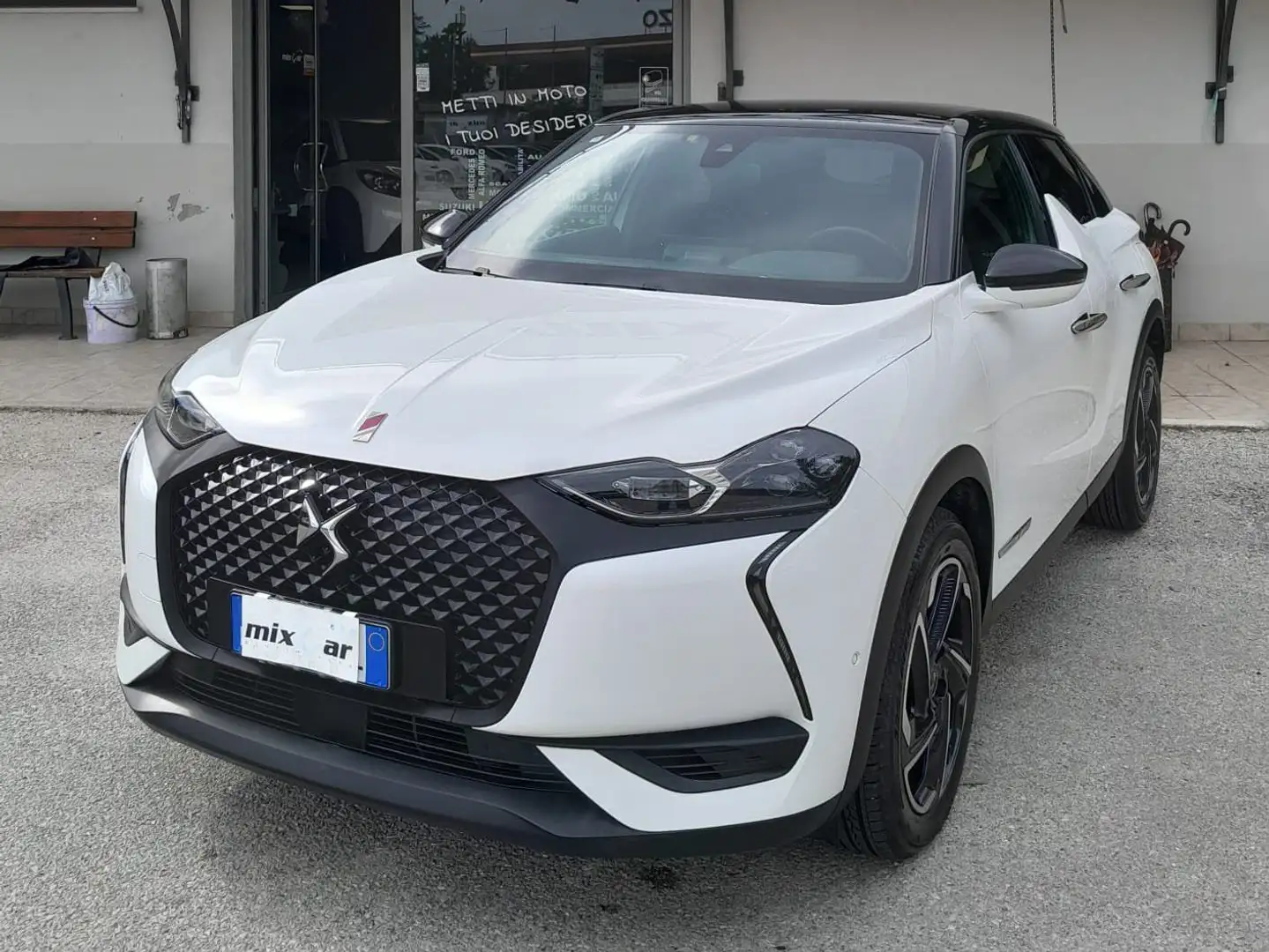 DS Automobiles DS 3 Crossback DS 3 Crossback PureTech 100 So Chic Alb - 2