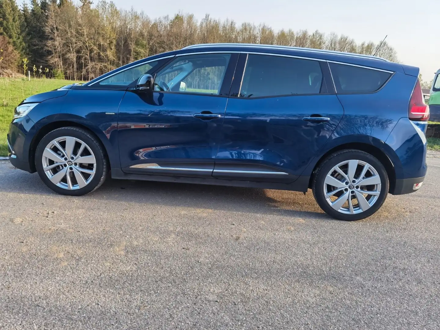 Renault Scenic IV Grand Limited Azul - 1
