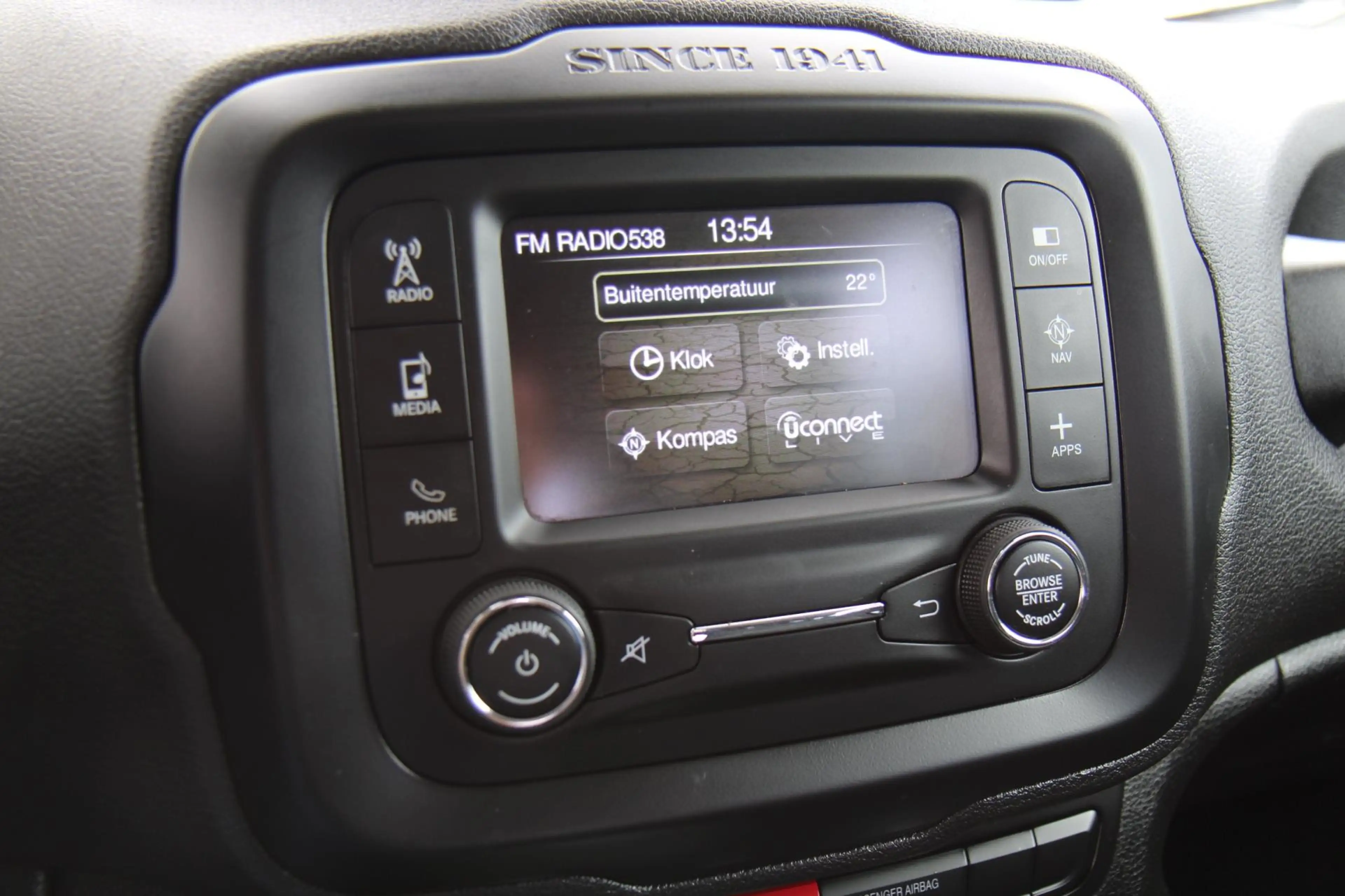 Jeep Renegade 1.4 MultiAir Automaat 140PK trekhaak luxe !! — photo 23
