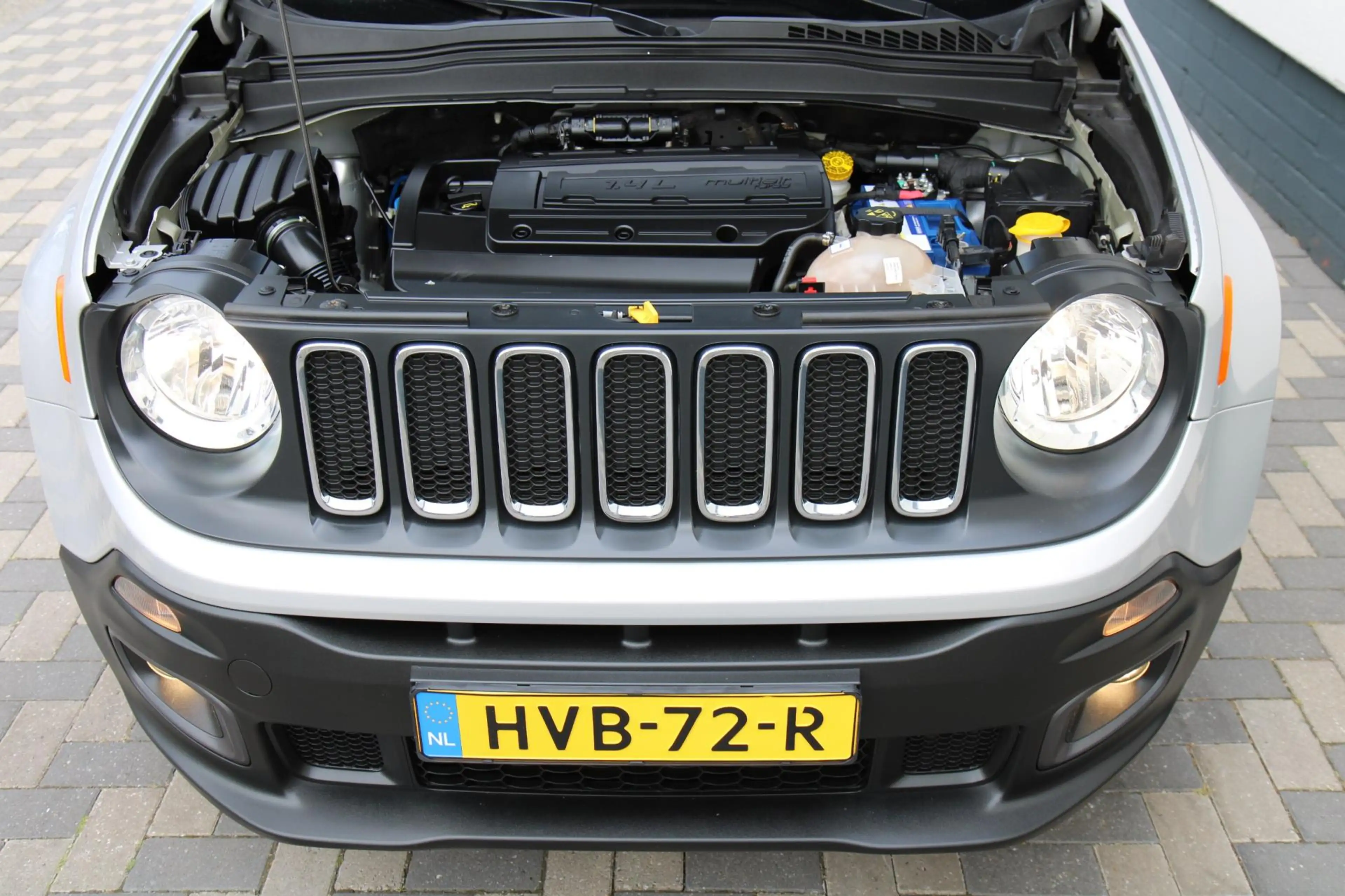 Jeep Renegade 1.4 MultiAir Automaat 140PK trekhaak luxe !! — photo 42